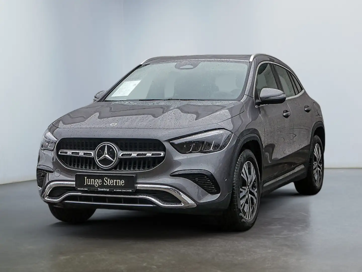 Mercedes-Benz GLA 180 d , PROGRESSIVE MEMO KAMERA SPUR PDC SHZ Grau - 2
