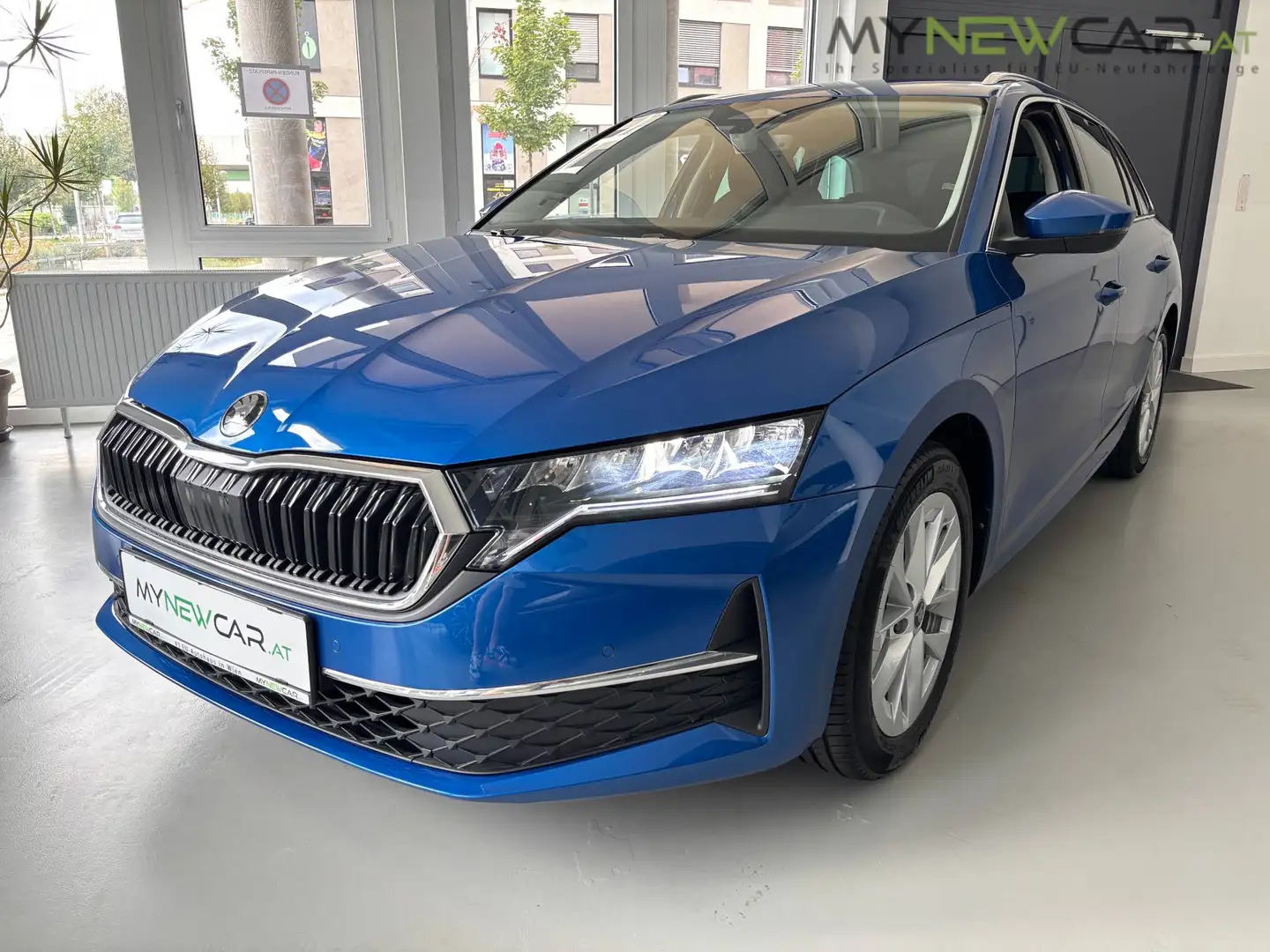 Skoda Octavia Kombi Selection 1,5 TSI mHEV DSG *Tageszulassung* Blau - 2