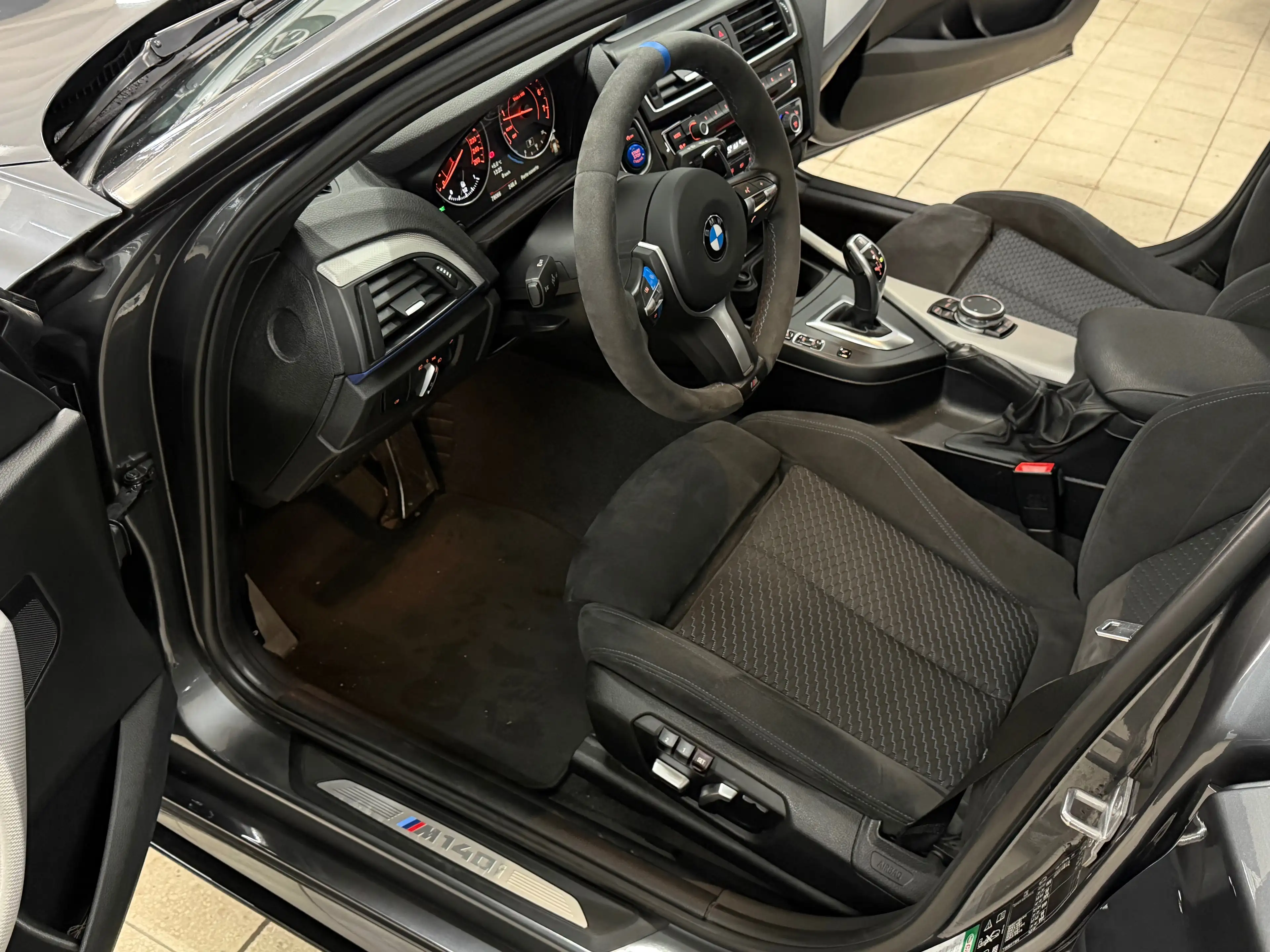BMW 140 M140i xDrive Sport-Aut. — photo 9