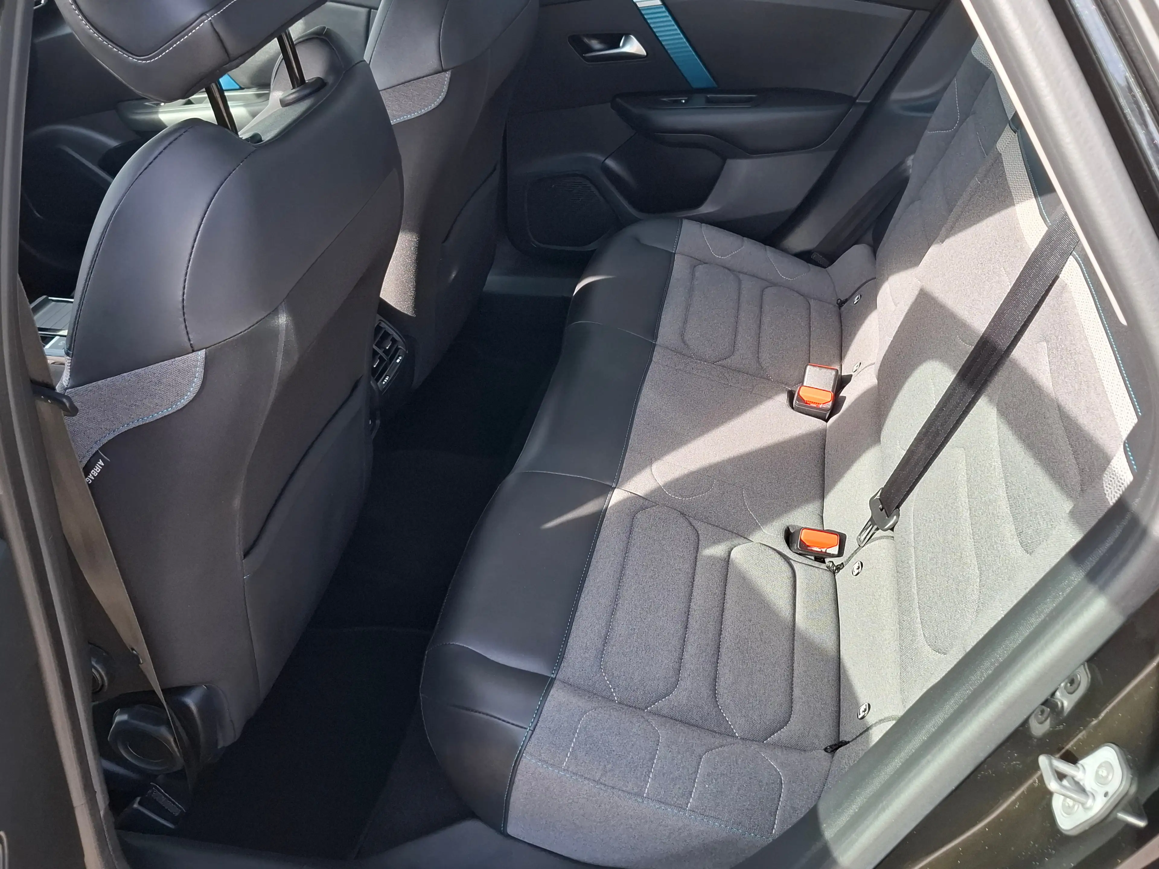Citroen E-C4 Electric Feel Pack 50 kWh Apple Carplay/Android Auto | Came — photo 23