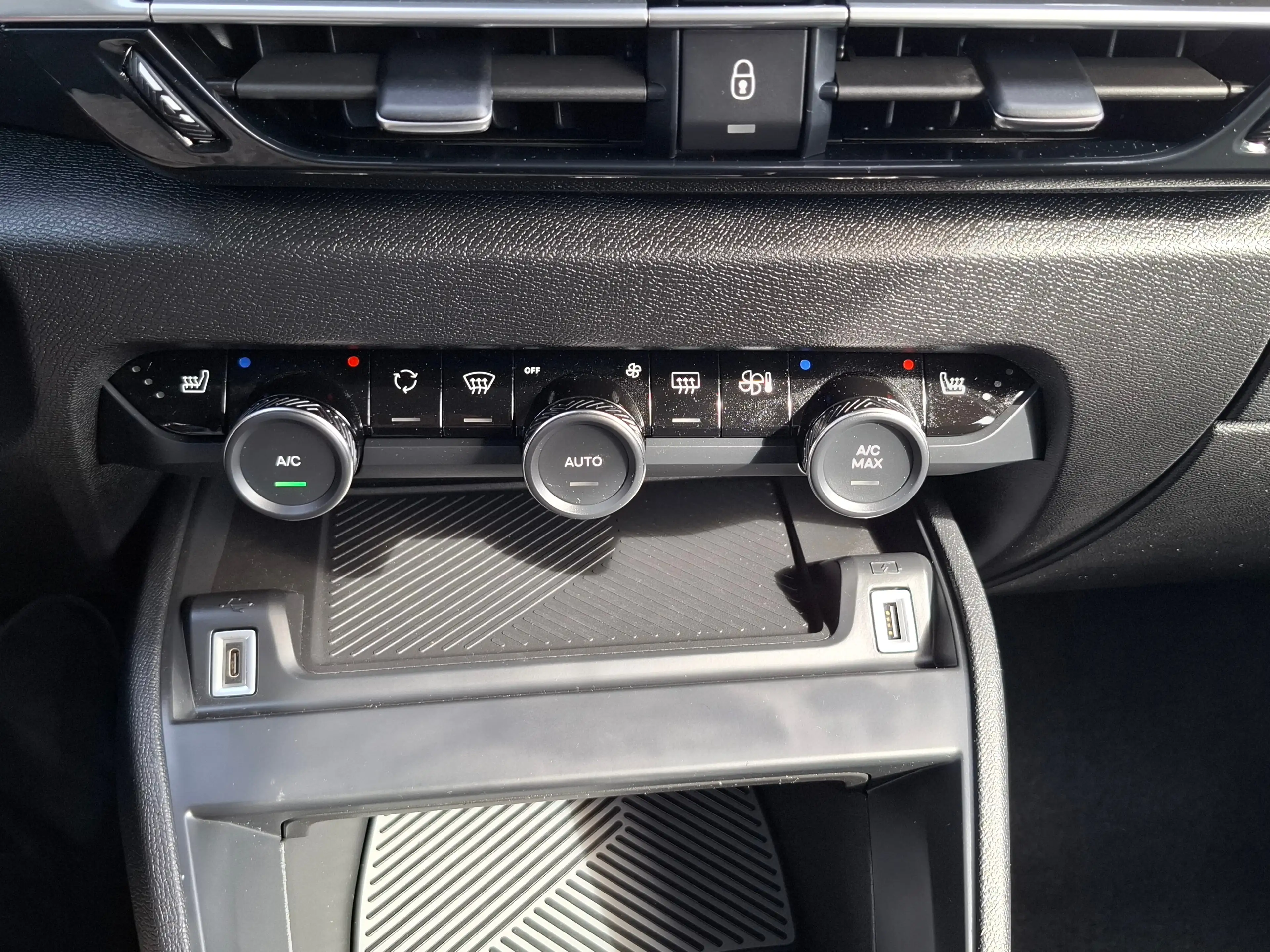 Citroen E-C4 Electric Feel Pack 50 kWh Apple Carplay/Android Auto | Came — photo 12