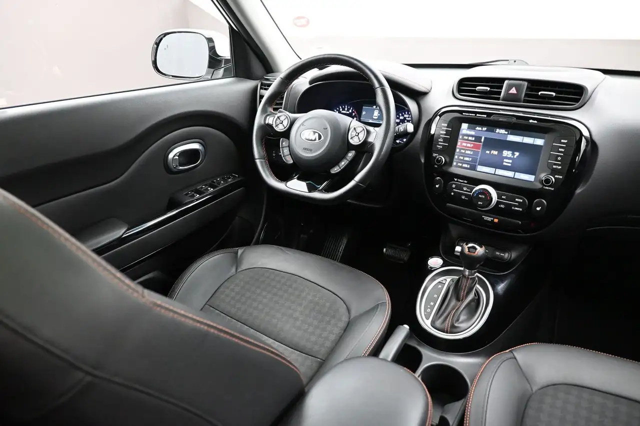 Kia Soul снимка Kia Soul