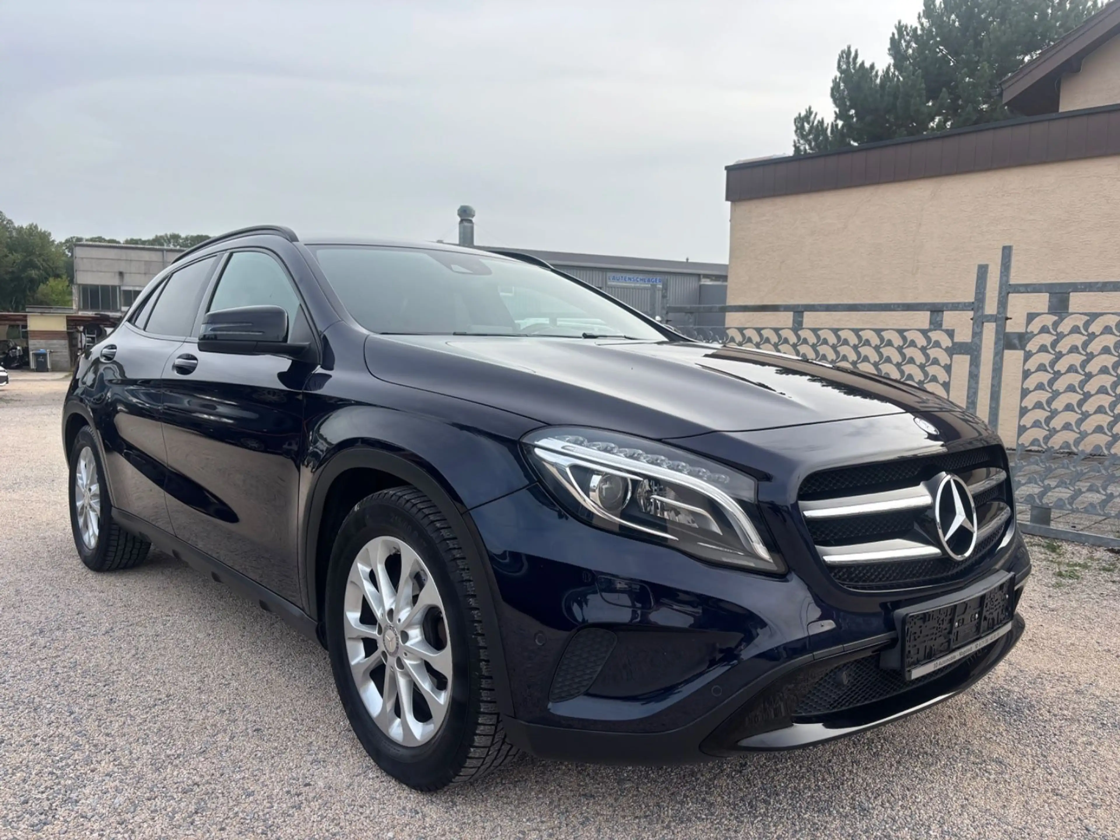 Mercedes-Benz GLA 220 d,Memory,Kamera,Night-Paket,Navi,I-HAND — photo 5
