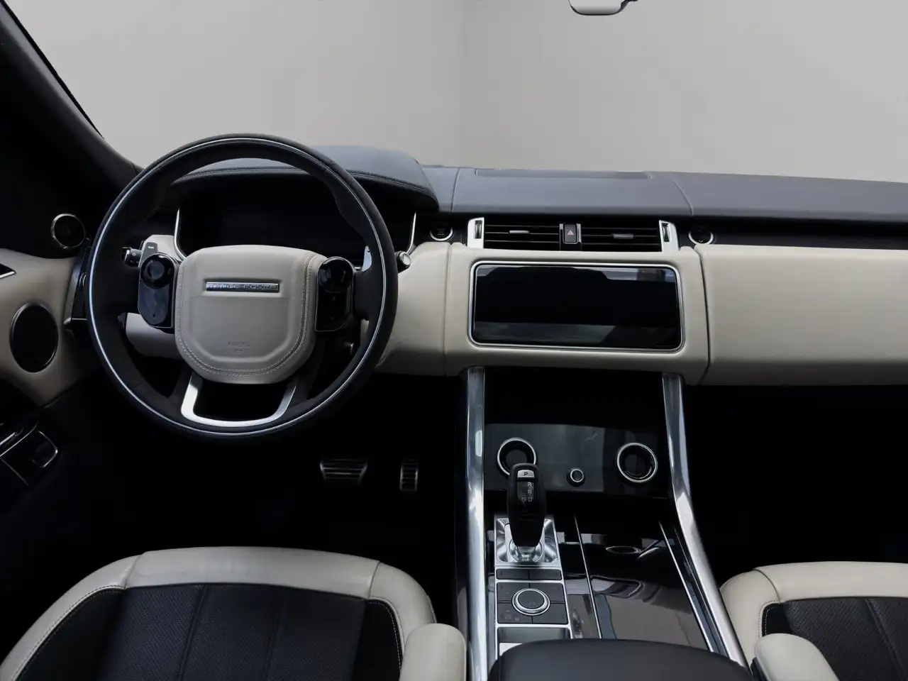 Land Rover Range Rover Sport снимка Land Rover Range Rover Sport