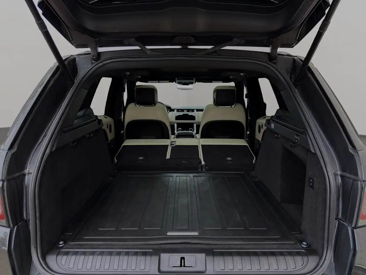 Land Rover Range Rover Sport снимка Land Rover Range Rover Sport