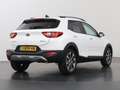 Kia Stonic 1.0 T-GDi MHEV DynamicPlusLine | Navigatie | Parke Wit - thumbnail 2
