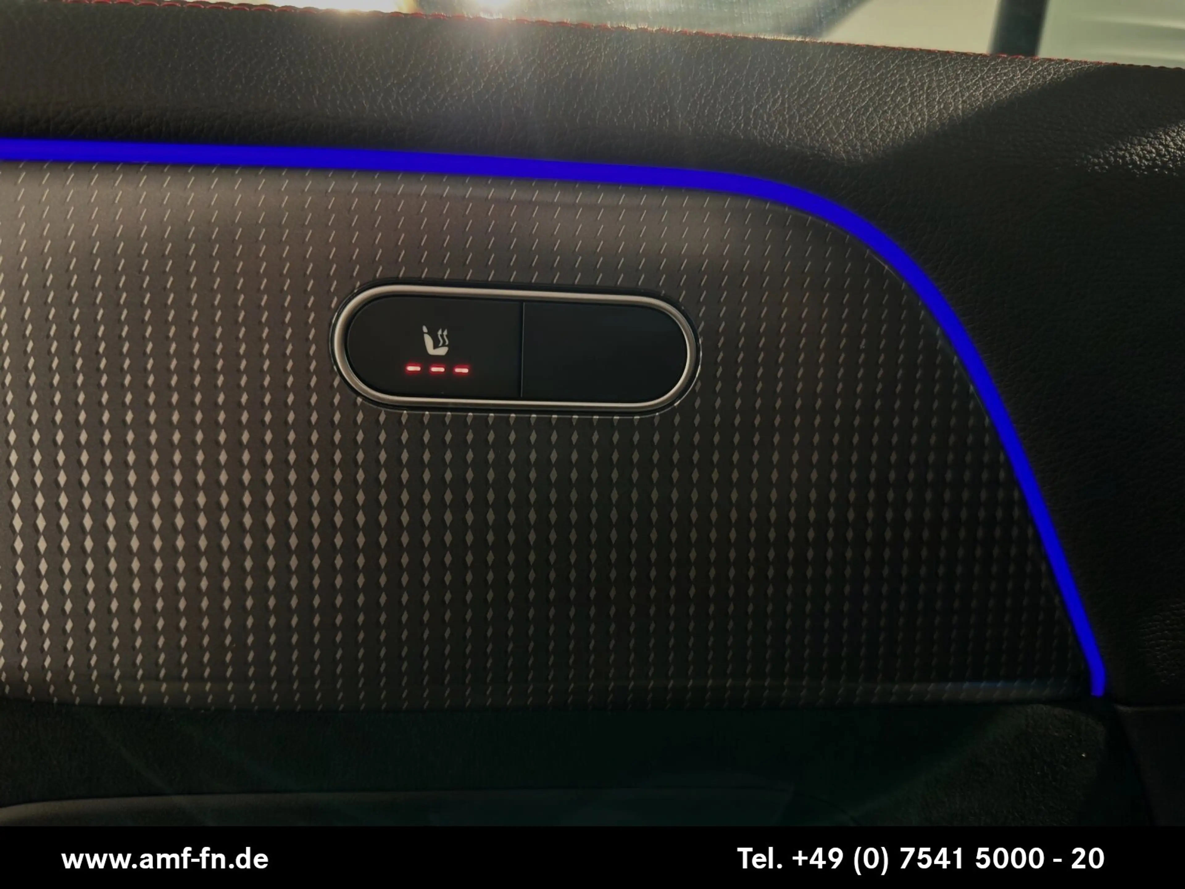 Mercedes-Benz EQA 300 EQA 300 4MATIC AMG-LINE | LED | NAV | RFK | ELHK — photo 13