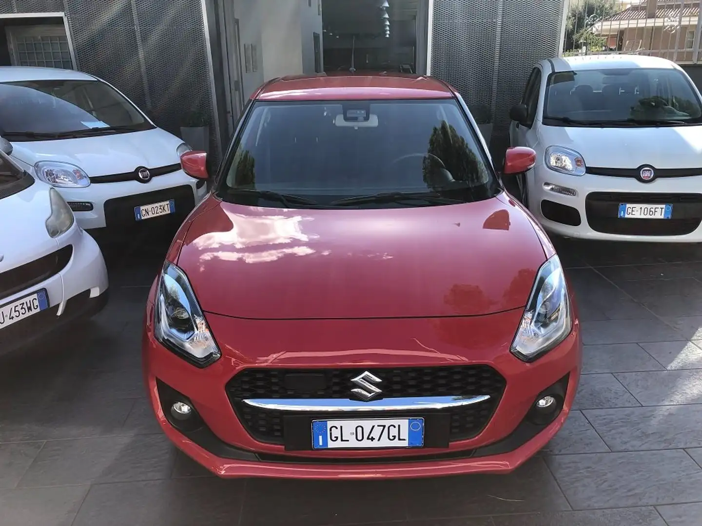 Suzuki Swift 1.2 HYBRID 83 CV Top PREZZO REALE Rosso - 1