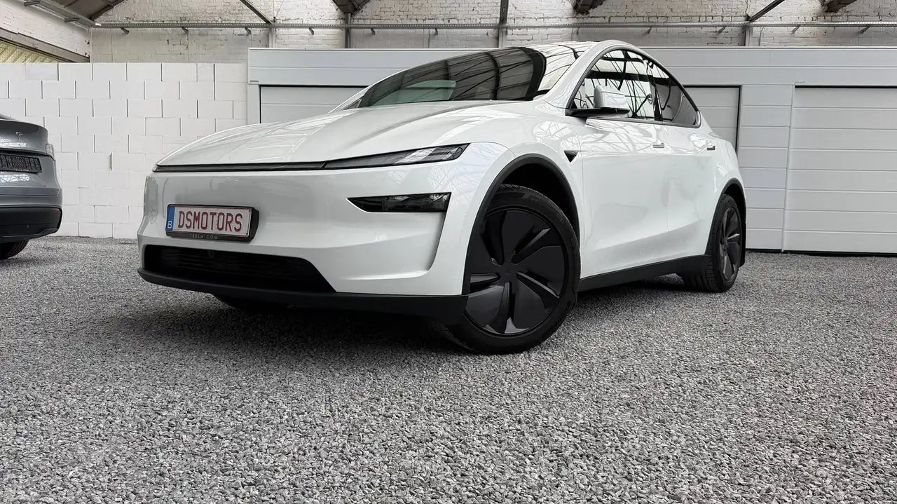 Tesla Model Y Juniper RWD Premium versie met panoramisch dak! LFP batterij Perfecte staat!, миниатюра 2