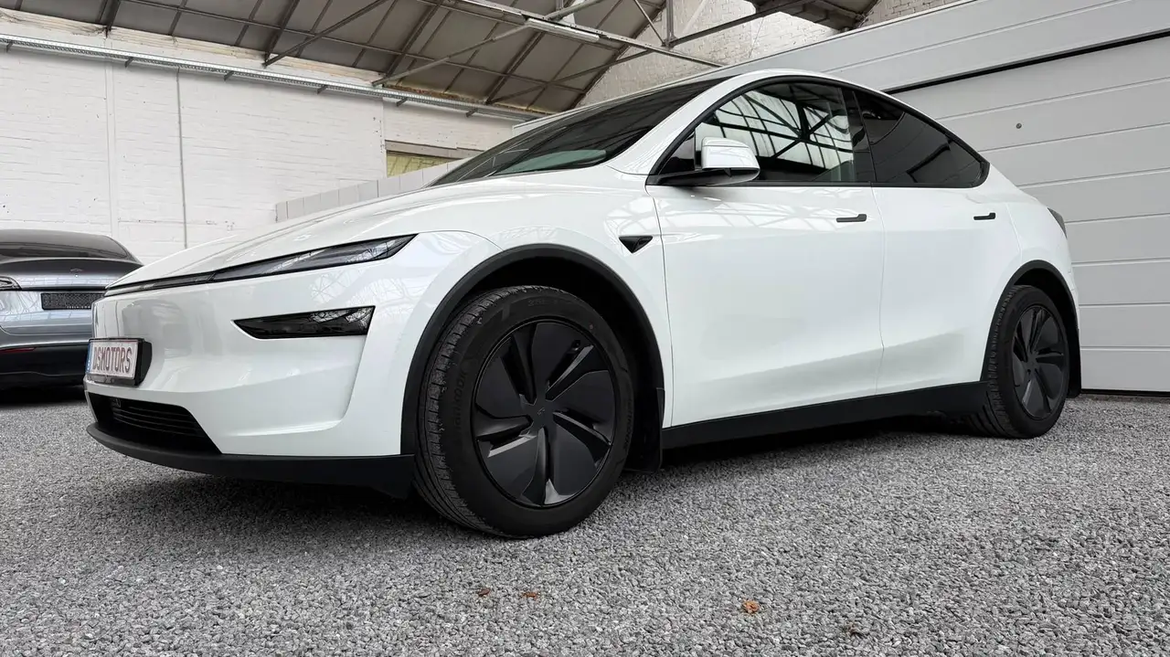 Tesla Model Y Juniper RWD Premium versie met panoramisch dak! LFP batterij Perfecte staat!, миниатюра 13