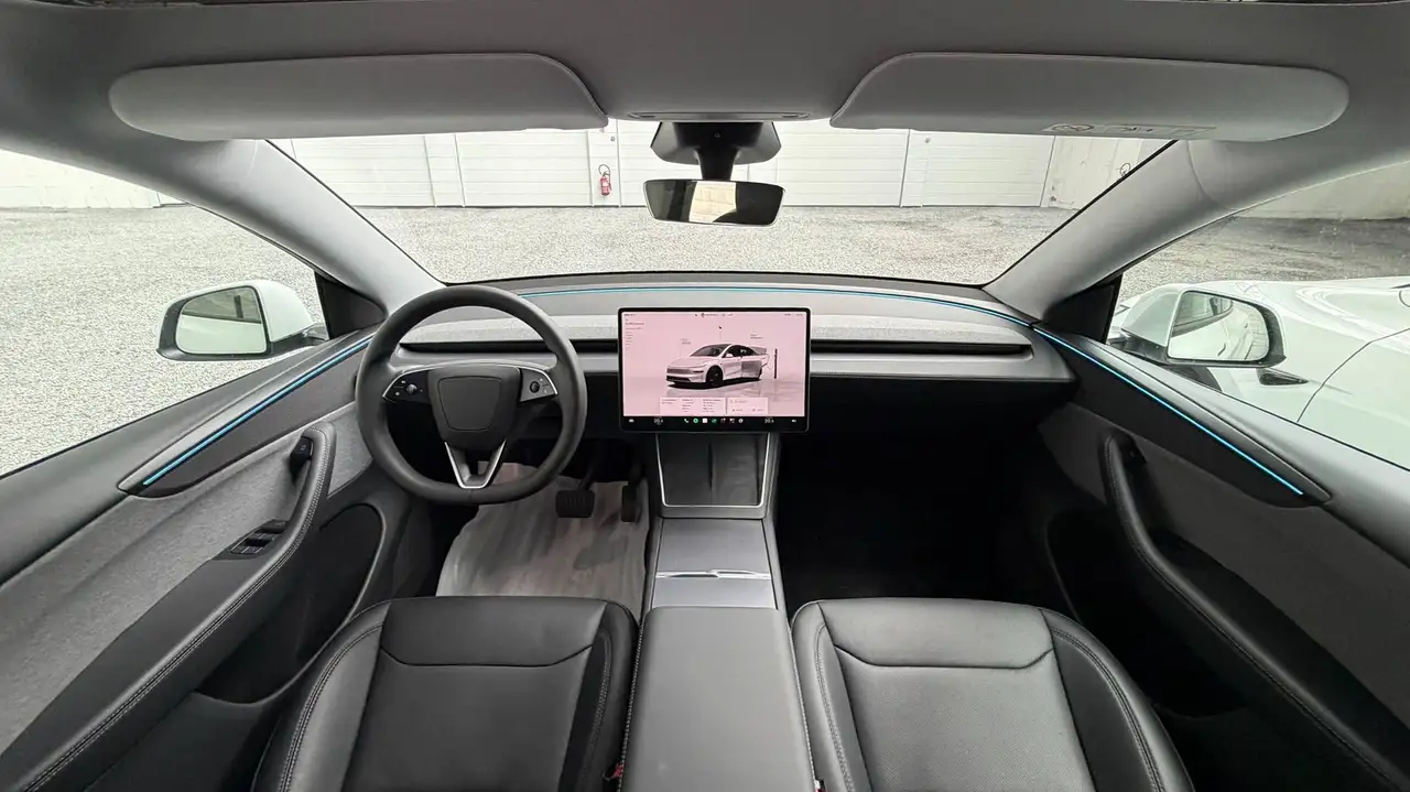 Tesla Model Y Juniper RWD Premium versie met panoramisch dak! LFP batterij Perfecte staat!, миниатюра 23