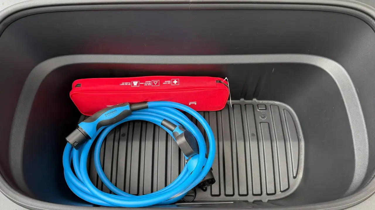Tesla Model Y Juniper RWD Premium versie met panoramisch dak! LFP batterij Perfecte staat!, миниатюра 19