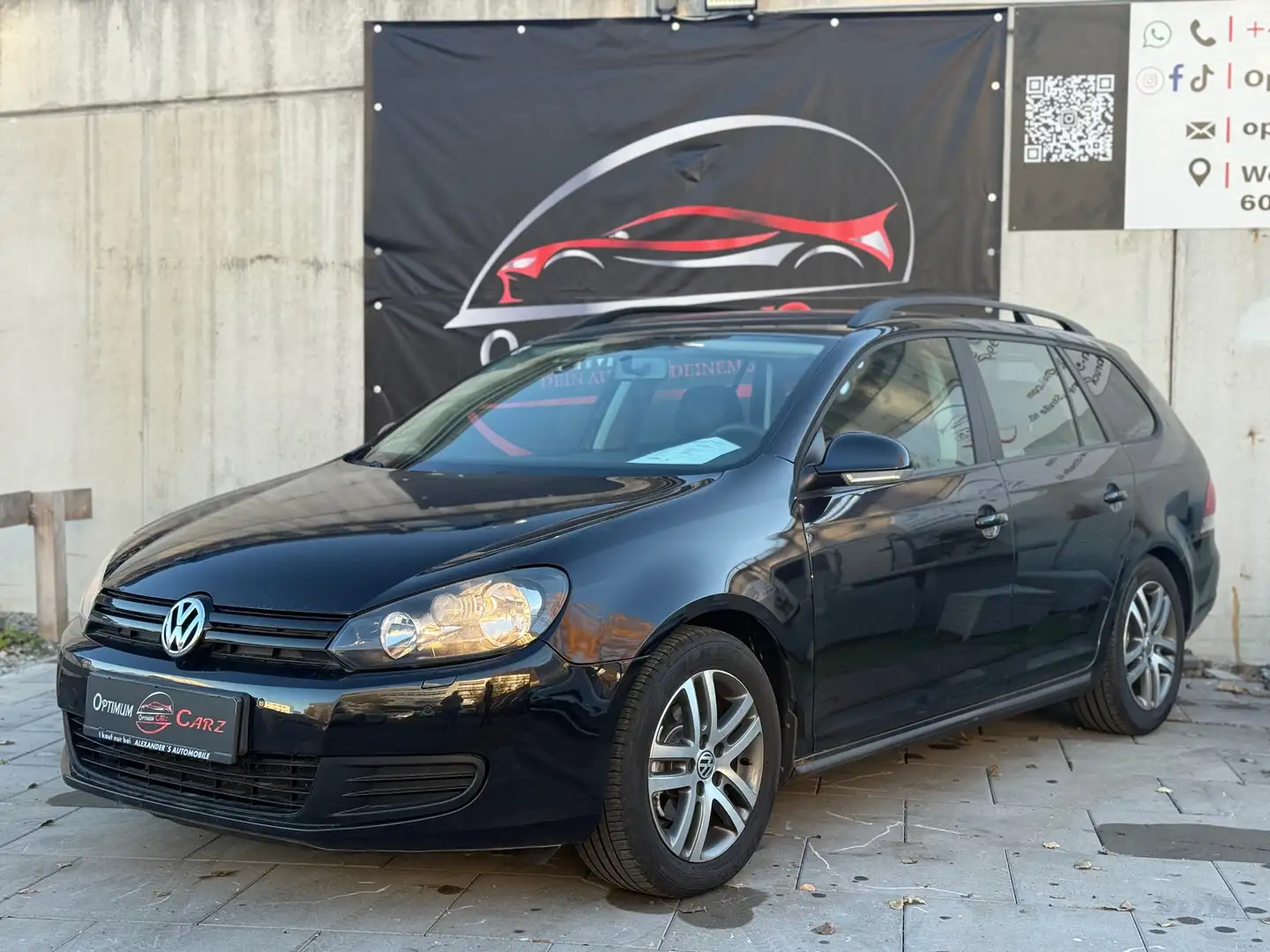 Volkswagen Golf Golf Trendline BMT 1,6 TDI DPF Trendline Schwarz - 1