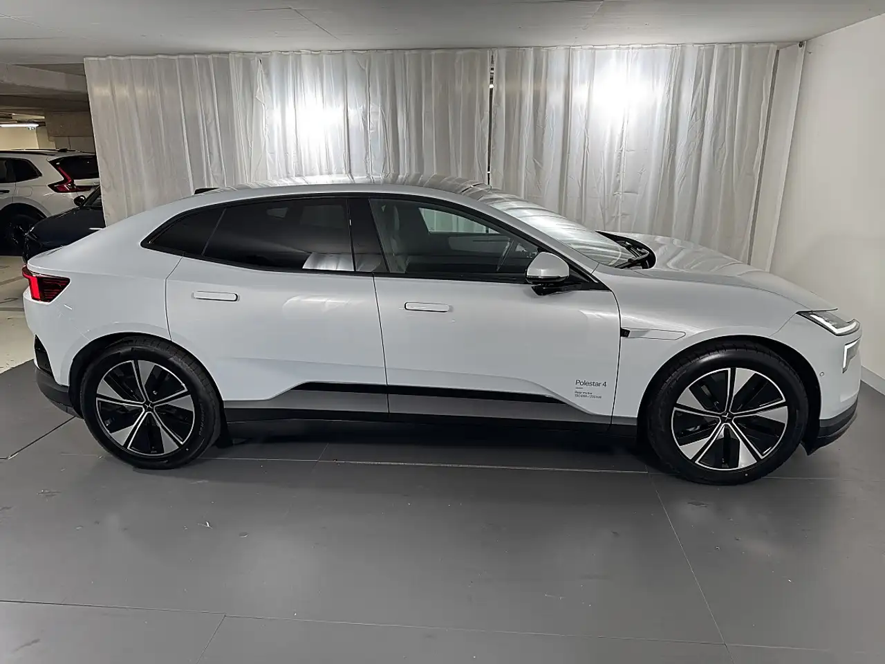 Polestar 4 Coupe MY27 Long Range Rear Motor Elektro 100kWh..., миниатюра 3