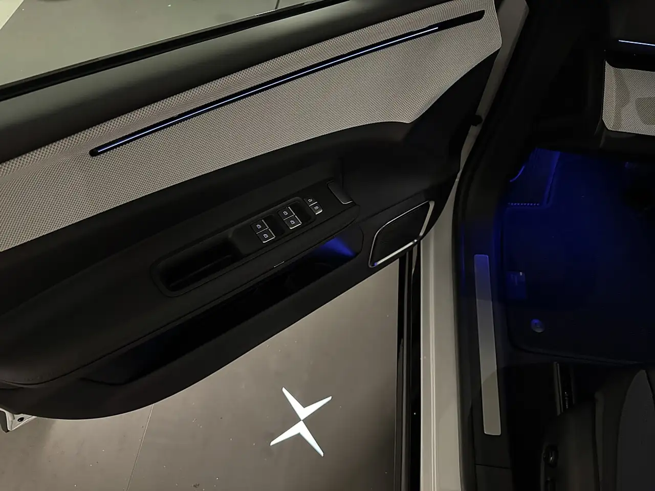 Polestar 4 Coupe MY27 Long Range Rear Motor Elektro 100kWh..., миниатюра 11