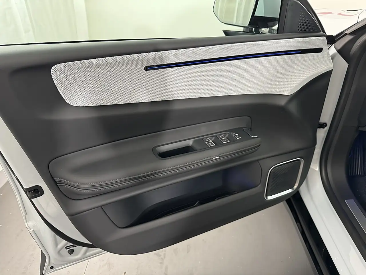 Polestar 4 Coupe MY27 Long Range Rear Motor Elektro 100kWh..., миниатюра 12