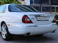 Jaguar XJ8 X350 Saloon Longwheelbase 4.2 V8 Weiß - thumbnail 9