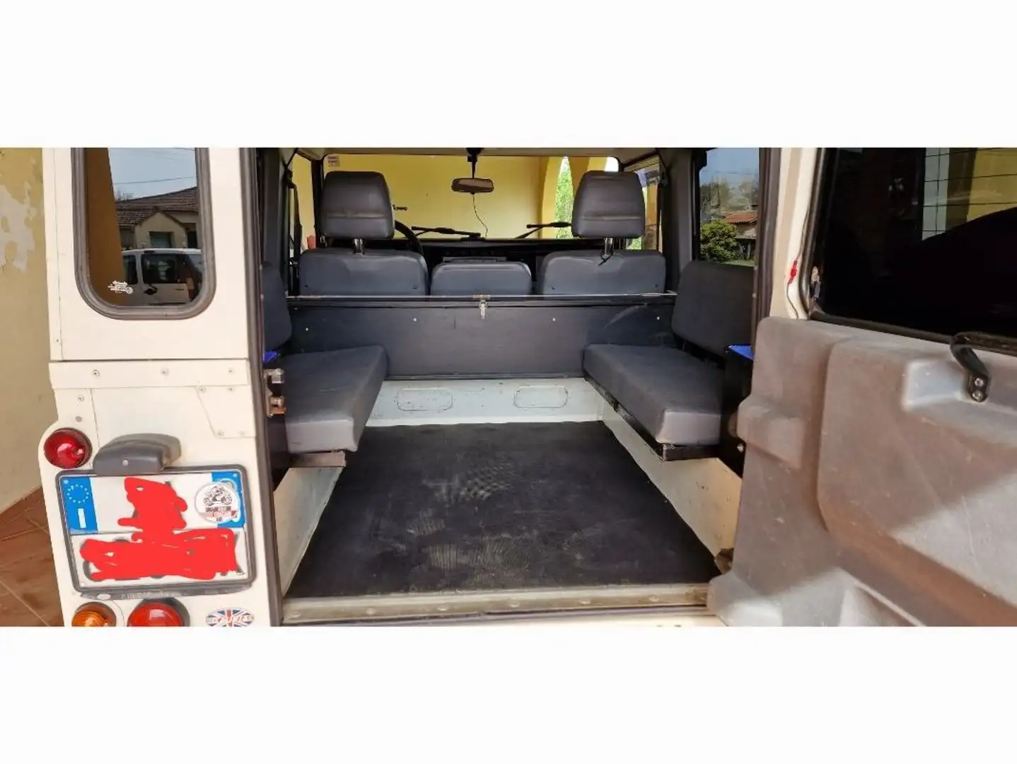 Land Rover Defender Defender 90 2.5 td5 E SW Alb - 2