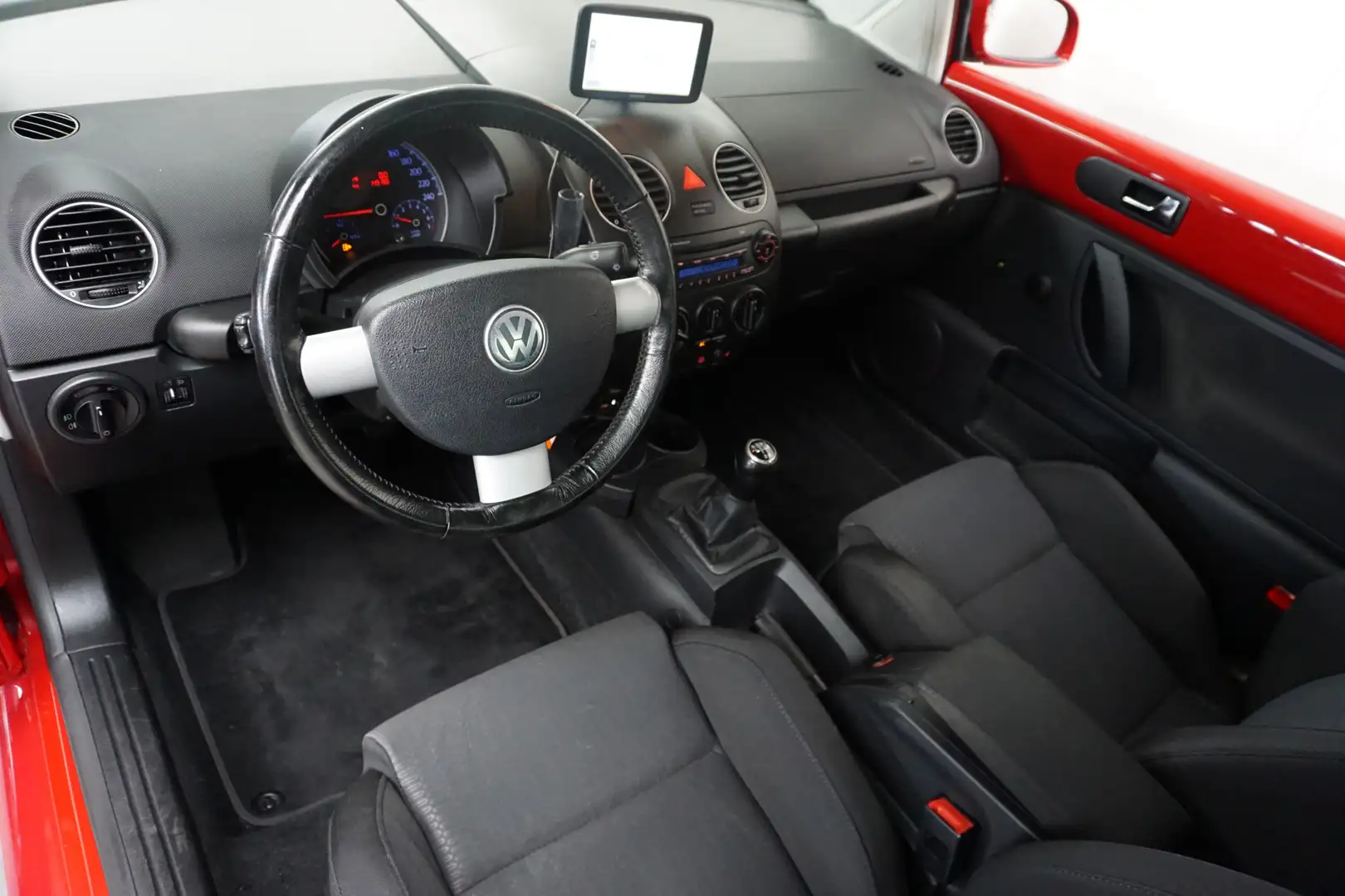 Volkswagen New Beetle 1.8-20V T Highline 150 PK! NL AUTO! BOM VOL!! Rojo - 2
