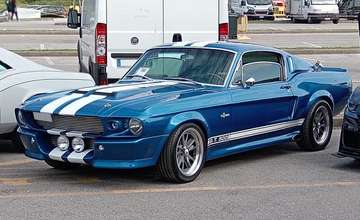 Fastback Shelby GT500 Eleanor V8 Stroker, Schalter