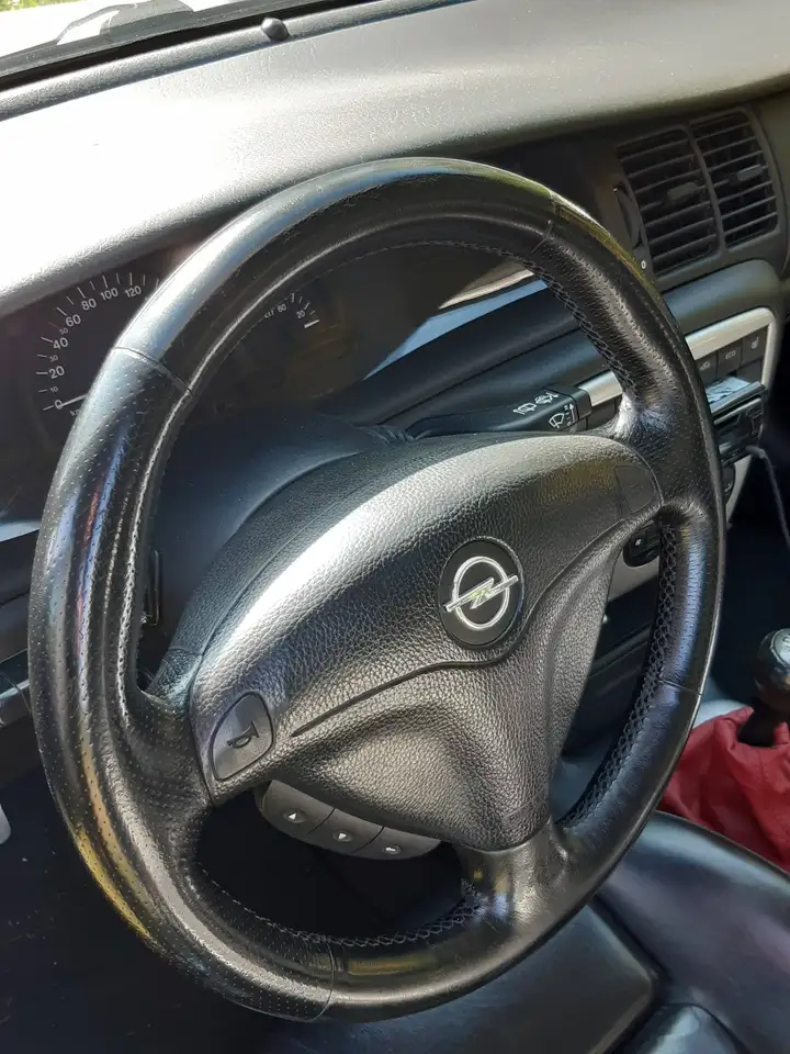 Opel Vectra 1.8 Caravan Edition 100 irmscher, i500 Exterieur, foto 12