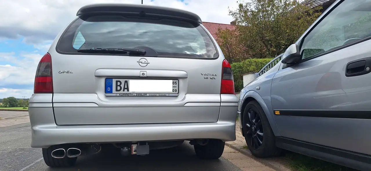 Opel Vectra 1.8 Caravan Edition 100 irmscher, i500 Exterieur, foto 4