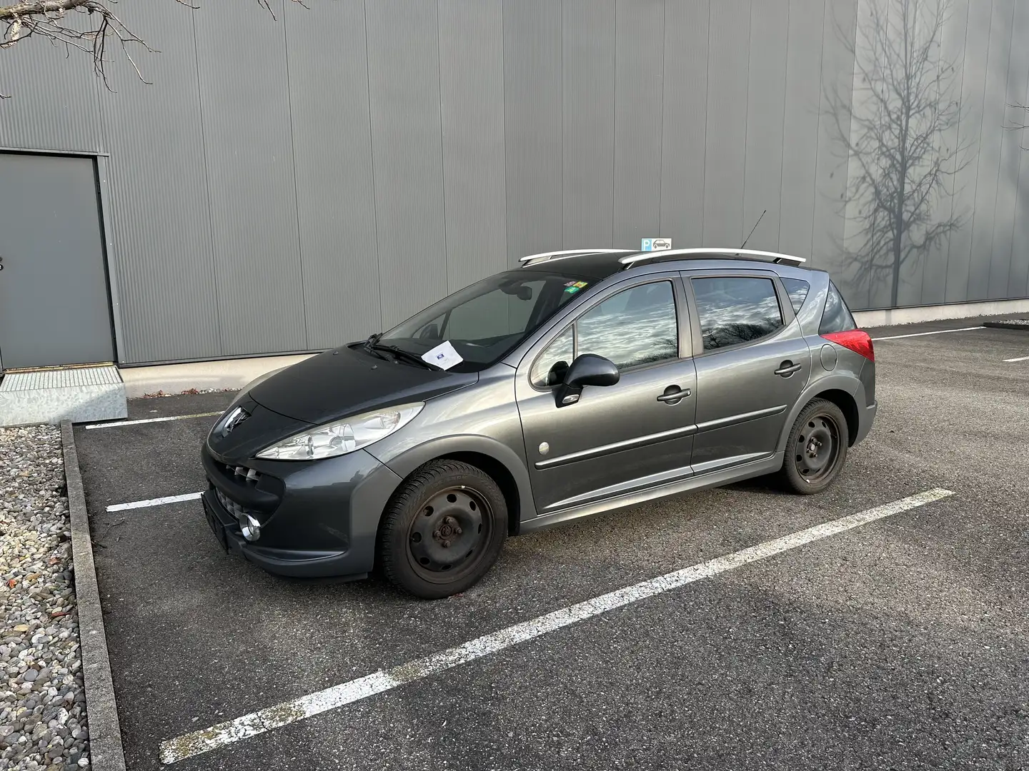 Peugeot 207 SW Outdoor 1,6 16V VTi - 1