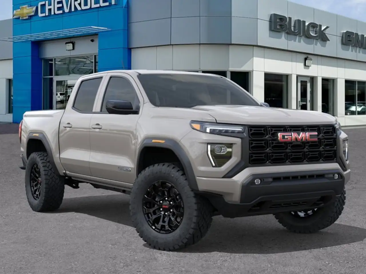 GMC Canyon photo GMC Canyon