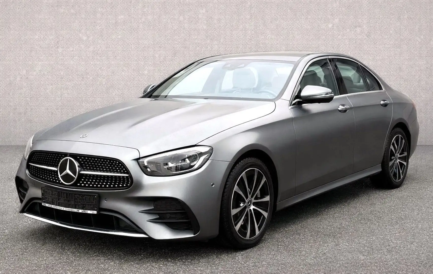 Mercedes-Benz E 300 de Hyb. AMG Line Designo Burmester Leder Grau - 1