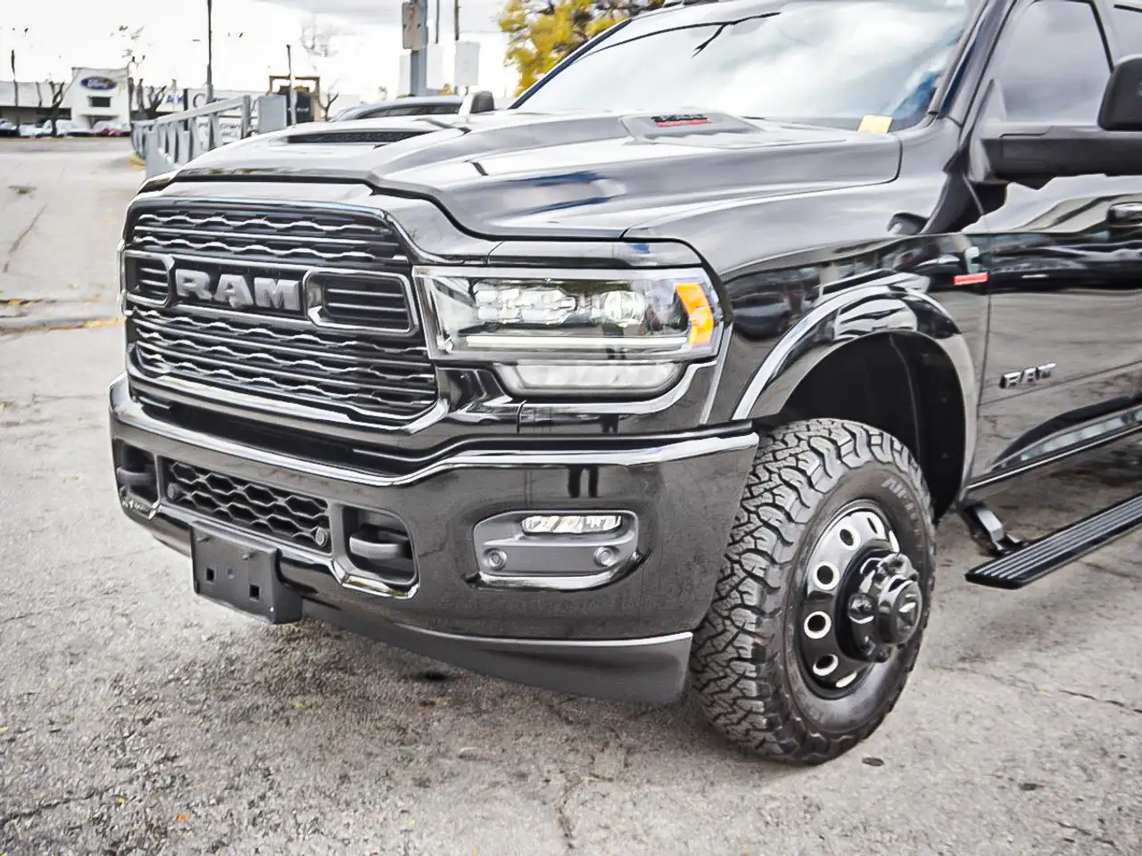 RAM 3500 снимка RAM 3500