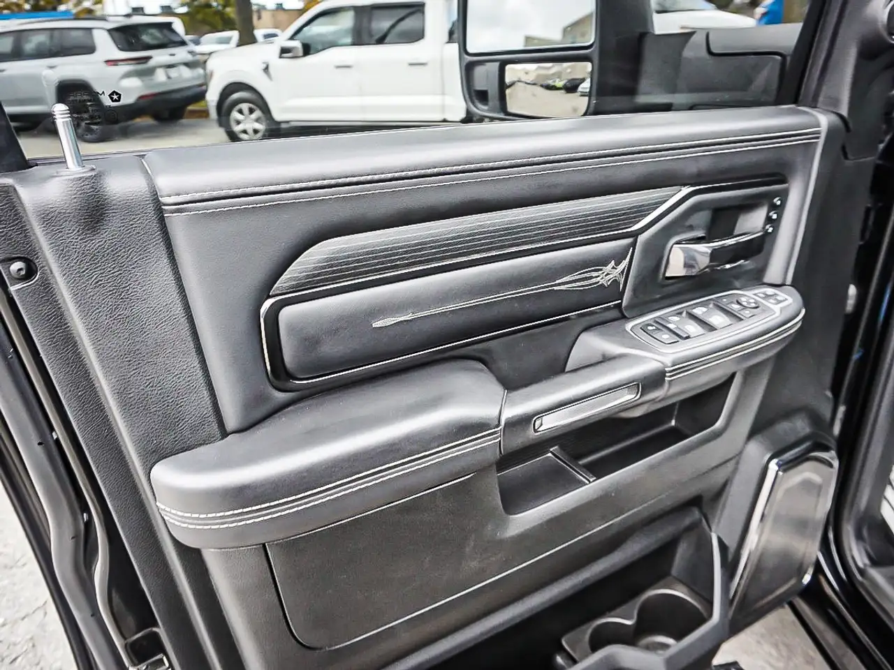 RAM 3500 снимка RAM 3500