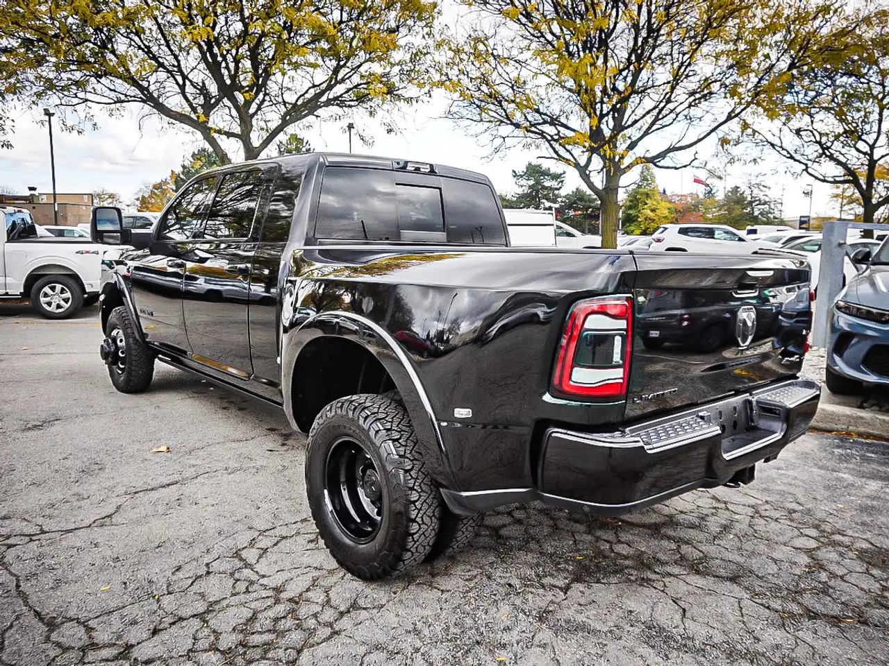 RAM 3500 снимка RAM 3500