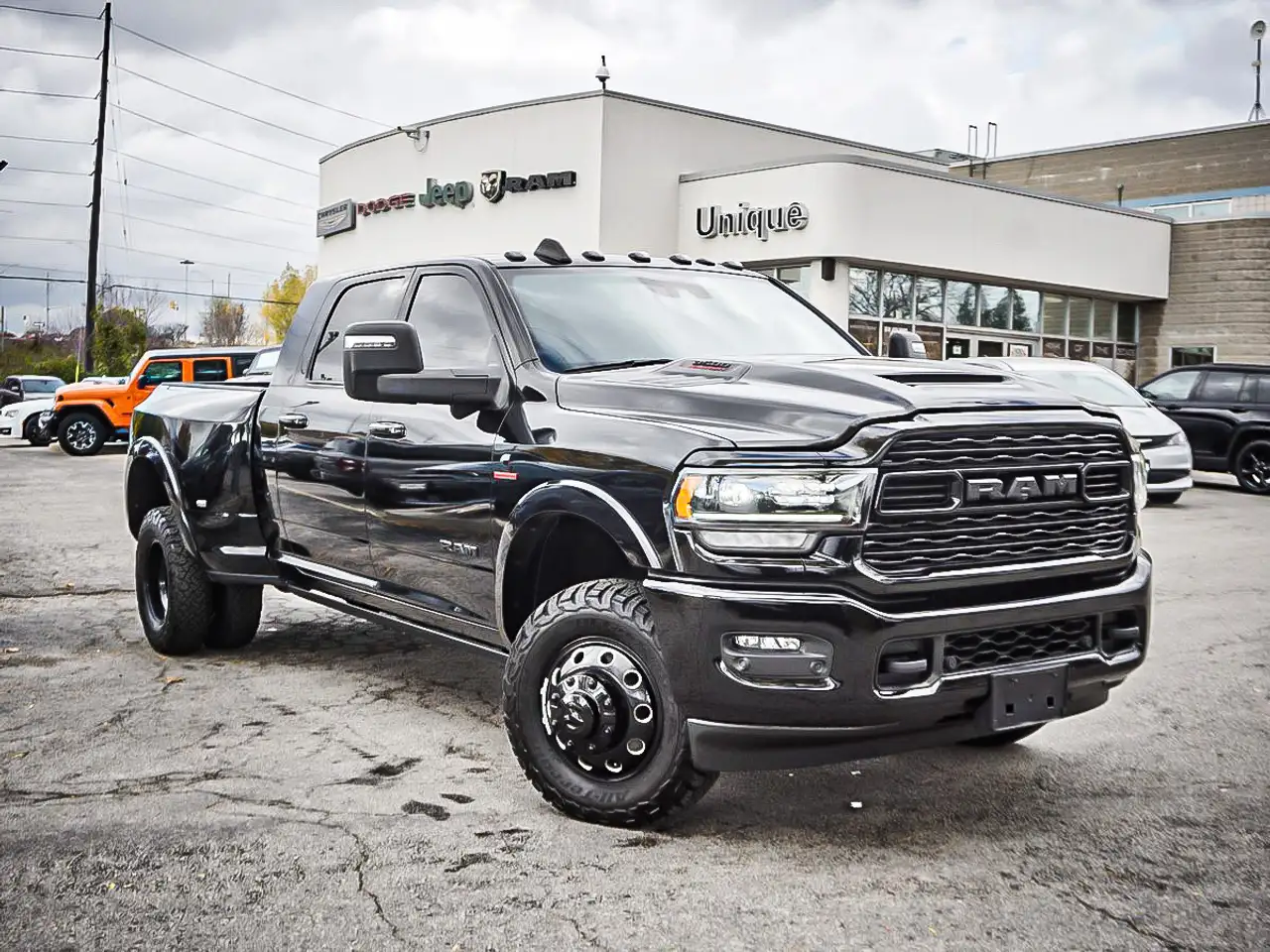 RAM 3500 снимка RAM 3500