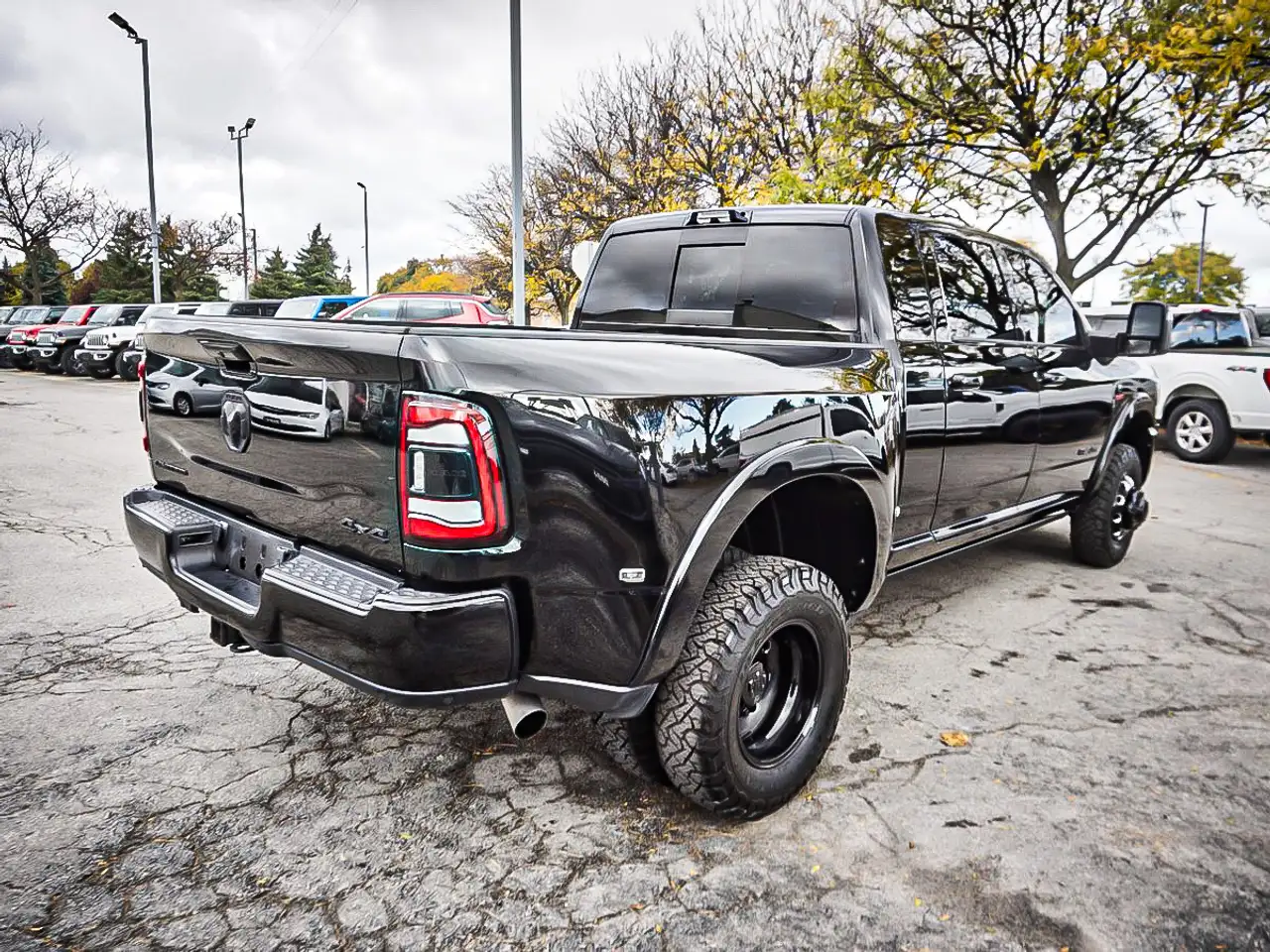 RAM 3500 снимка RAM 3500