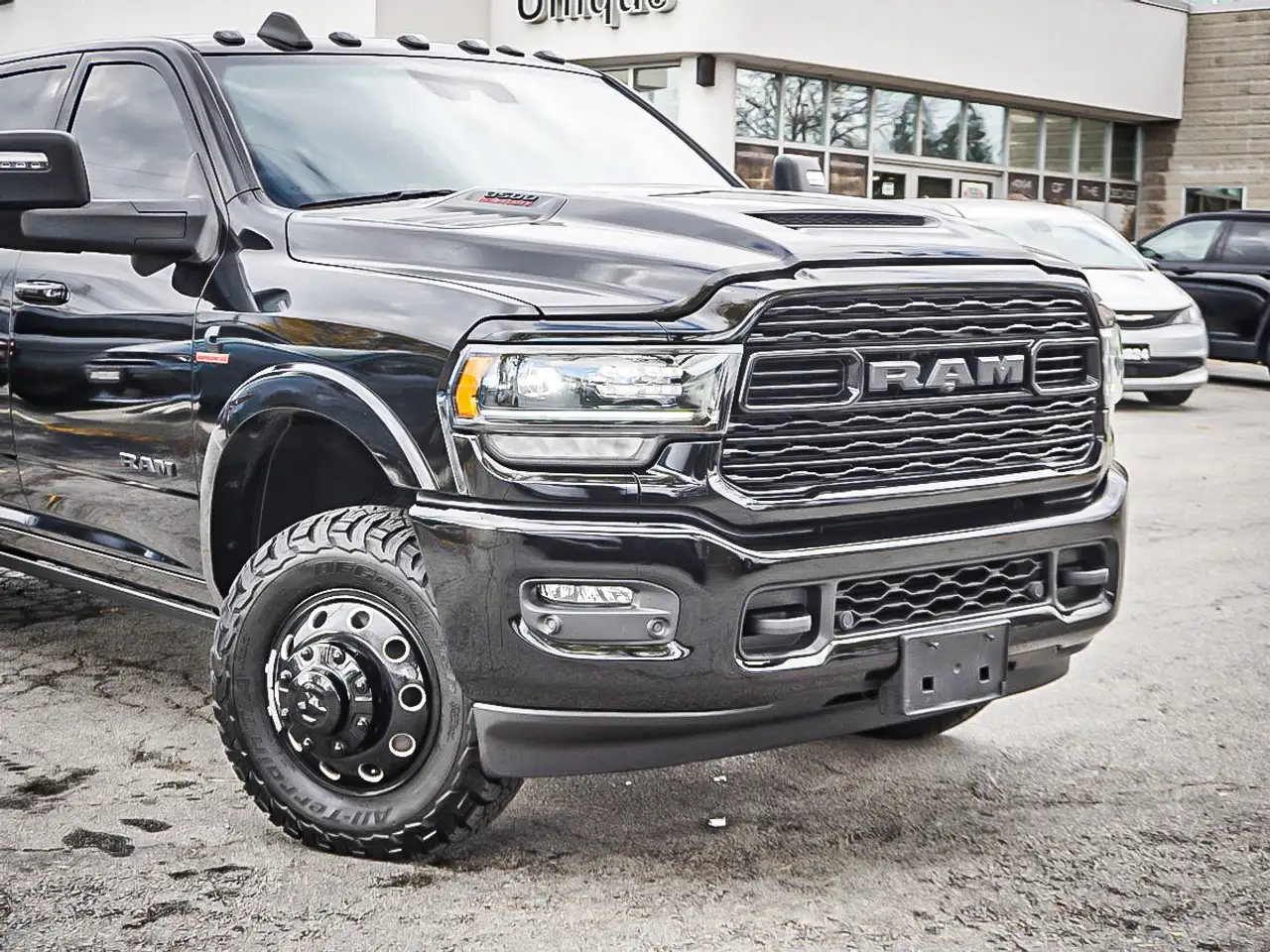 RAM 3500 снимка RAM 3500