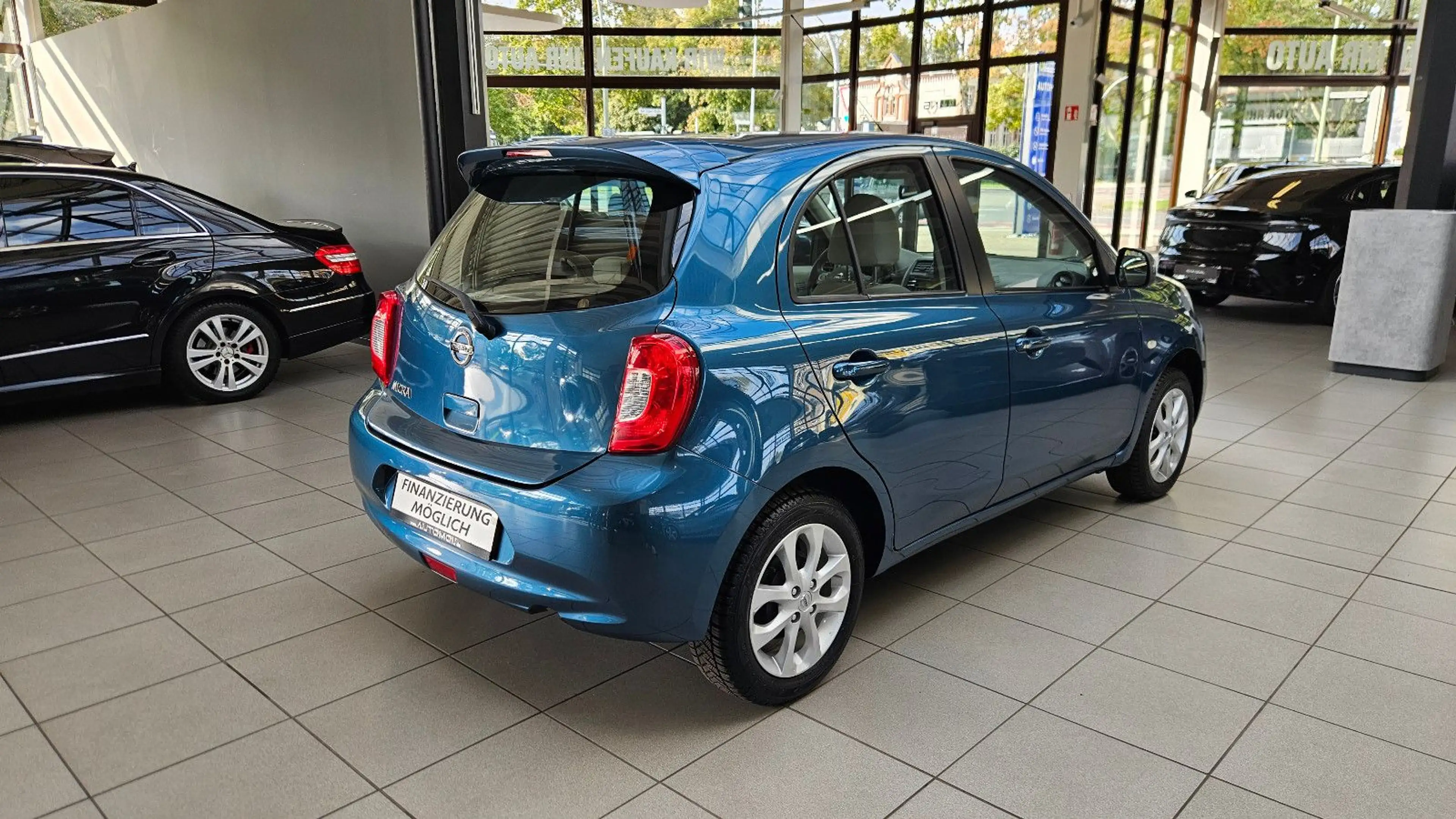 Nissan Micra Acenta * Automatik * 1. Hand * wenig km * — photo 2