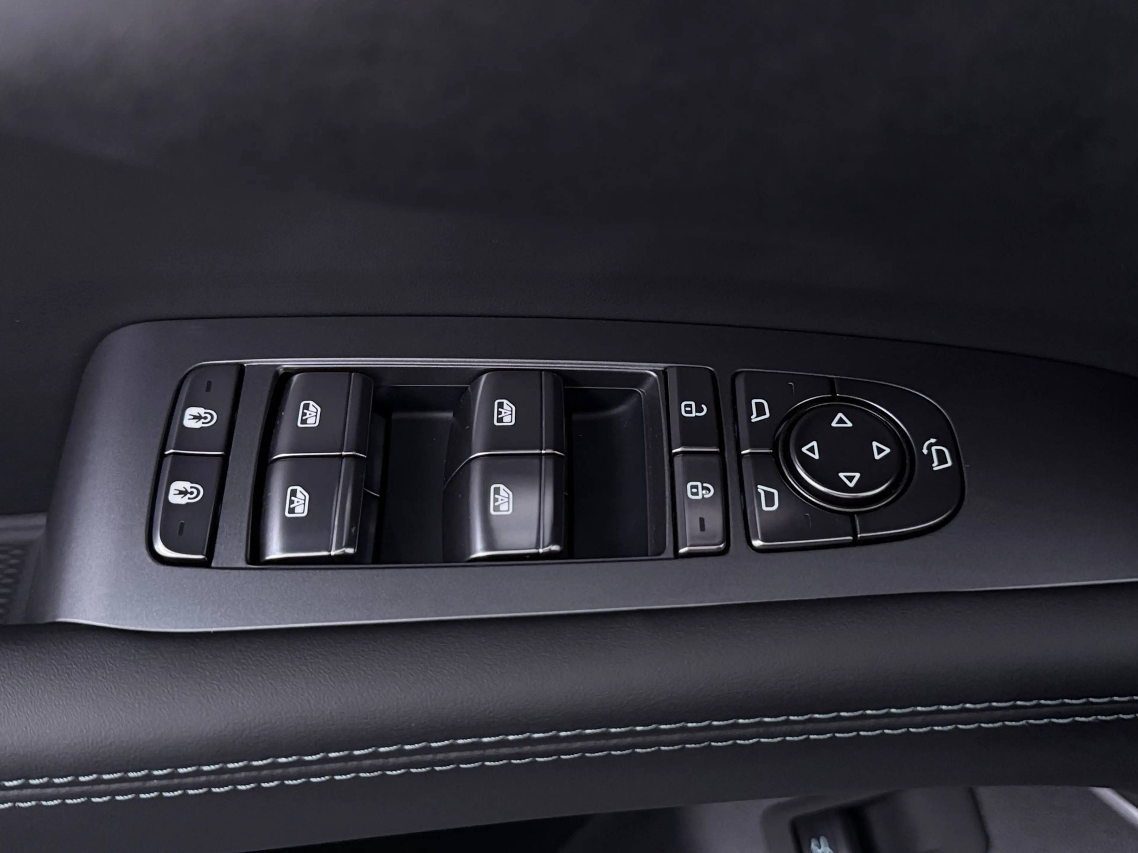 BYD Sealion 7 Design AWD 82.5 kWh | Trekhaak afneembaar — photo 4