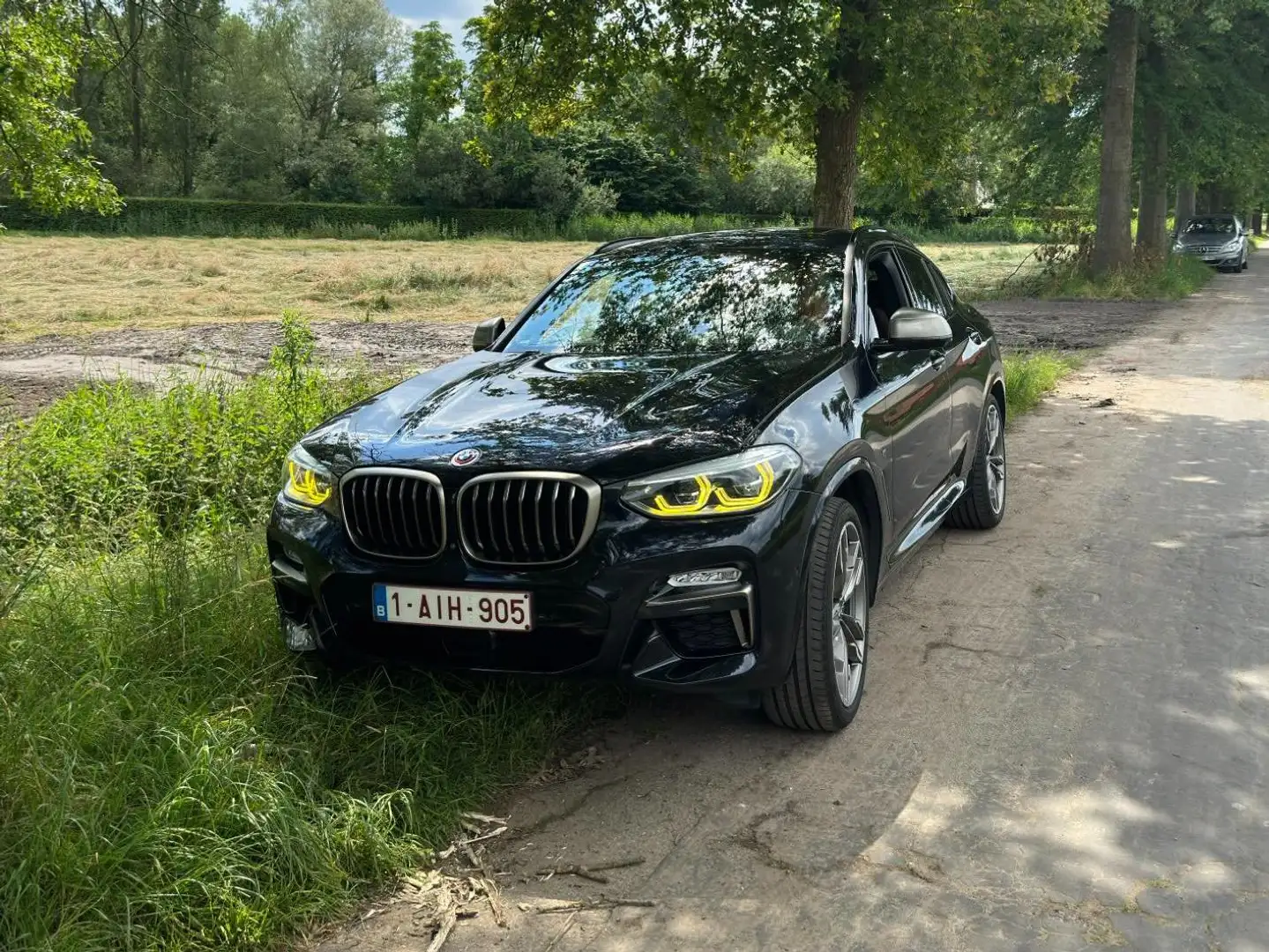 BMW X4 M X4 M40i Zwart - 1