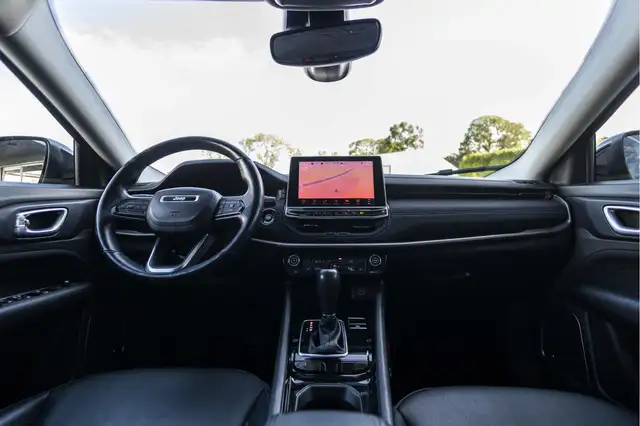 Jeep Compass view 30