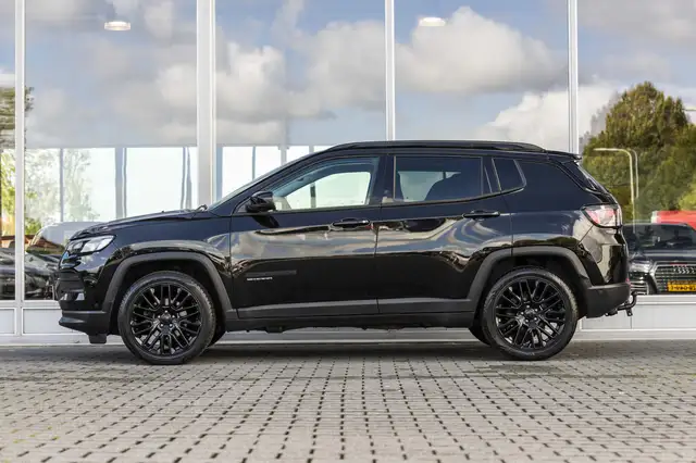 Jeep Compass view 5