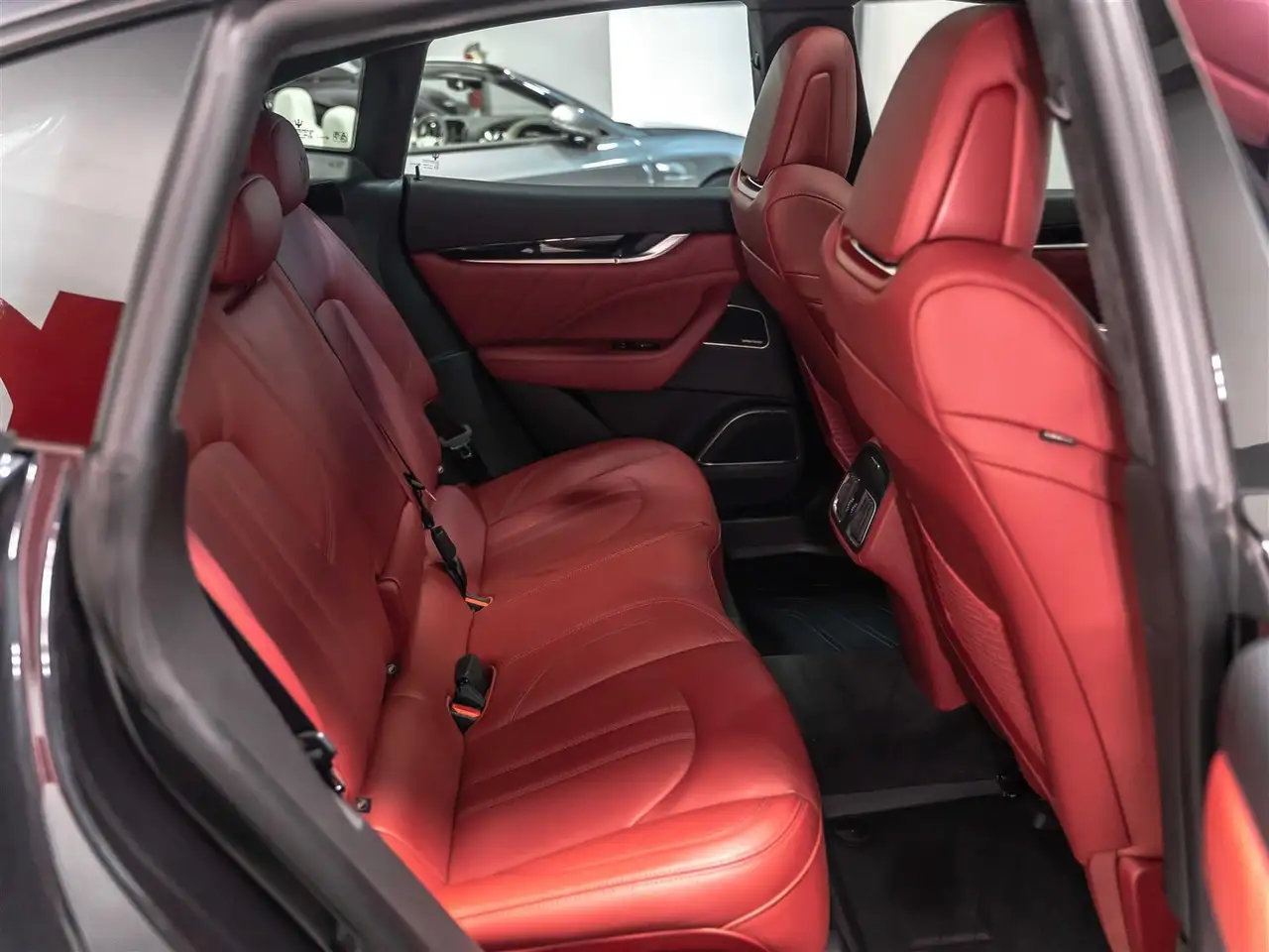 Maserati Levante снимка Maserati Levante