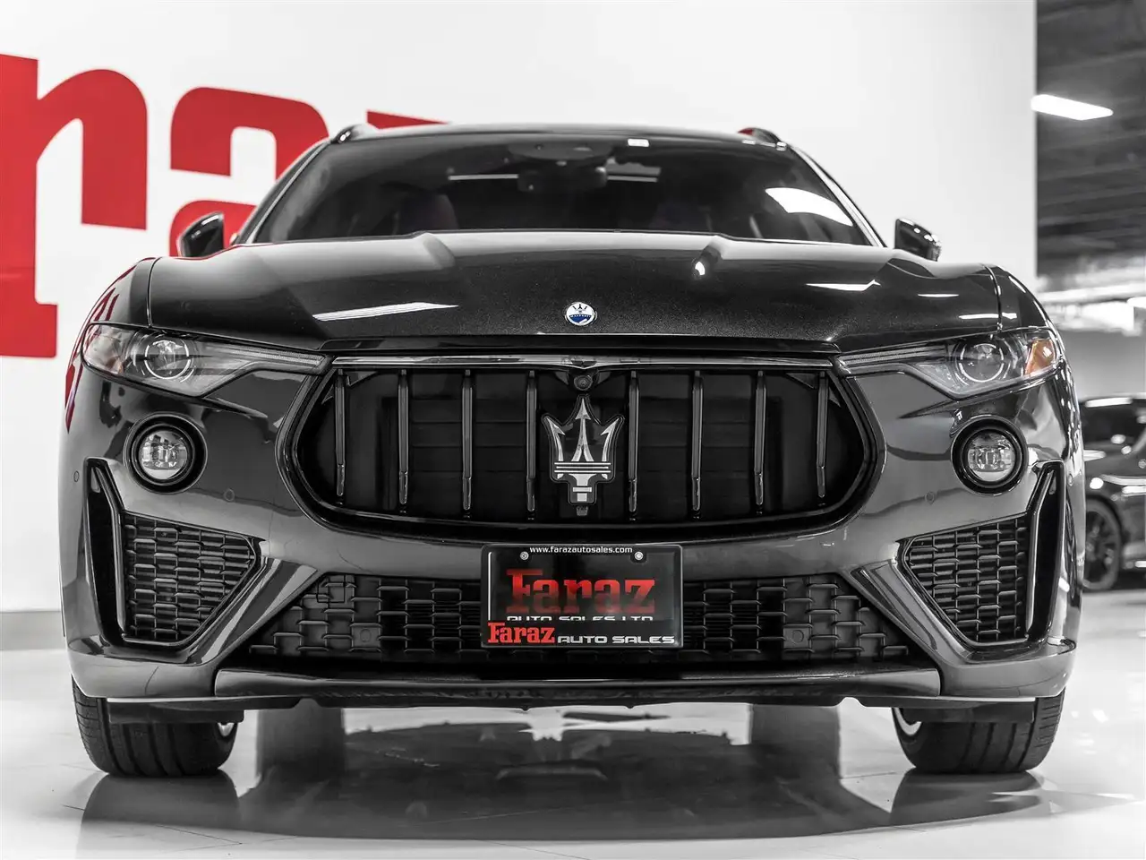 Maserati Levante снимка Maserati Levante