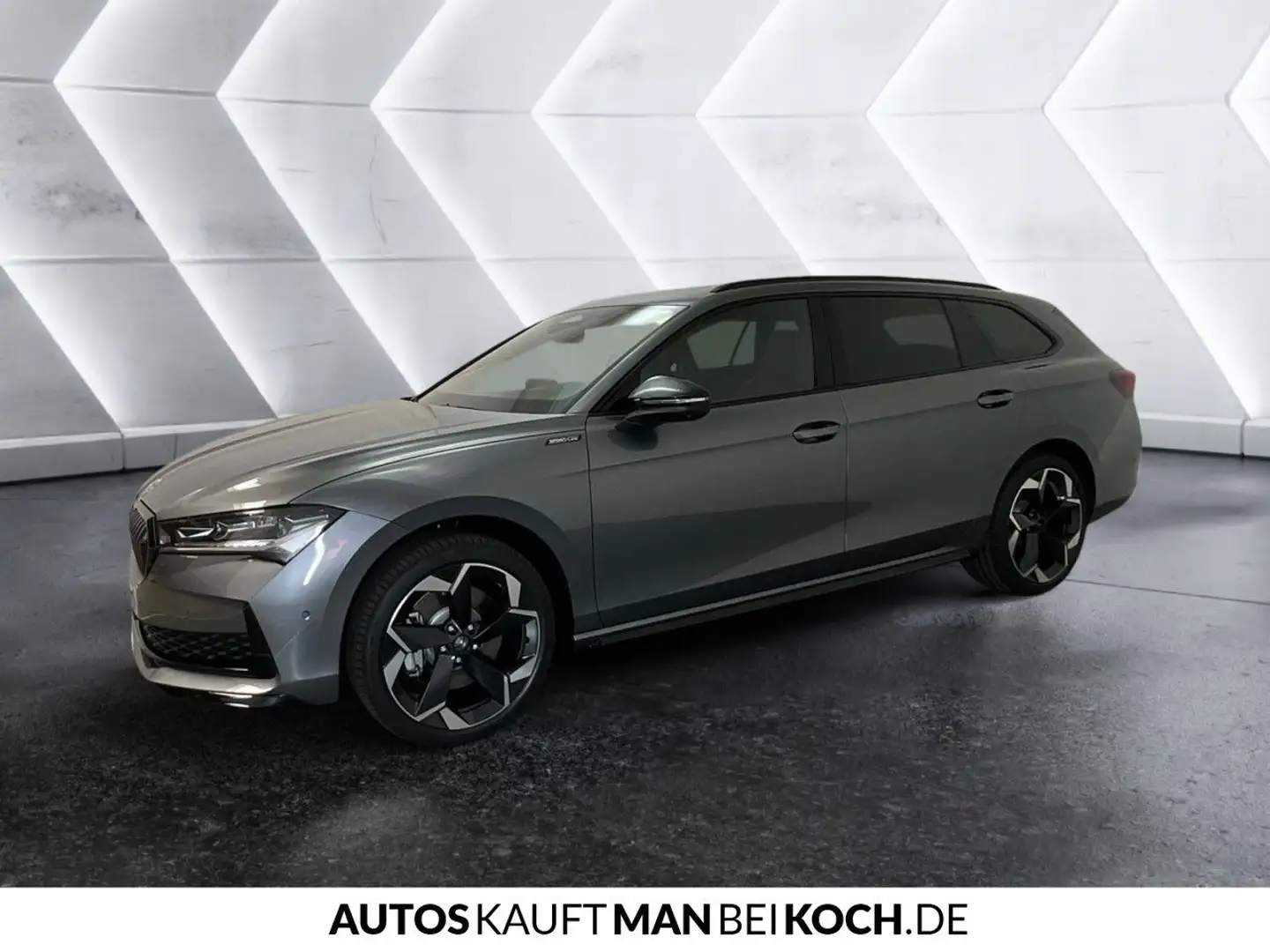 Skoda Superb Combi 2.0 TSI DSG Sportl. PANO AHZV STDHZ Grau - 2