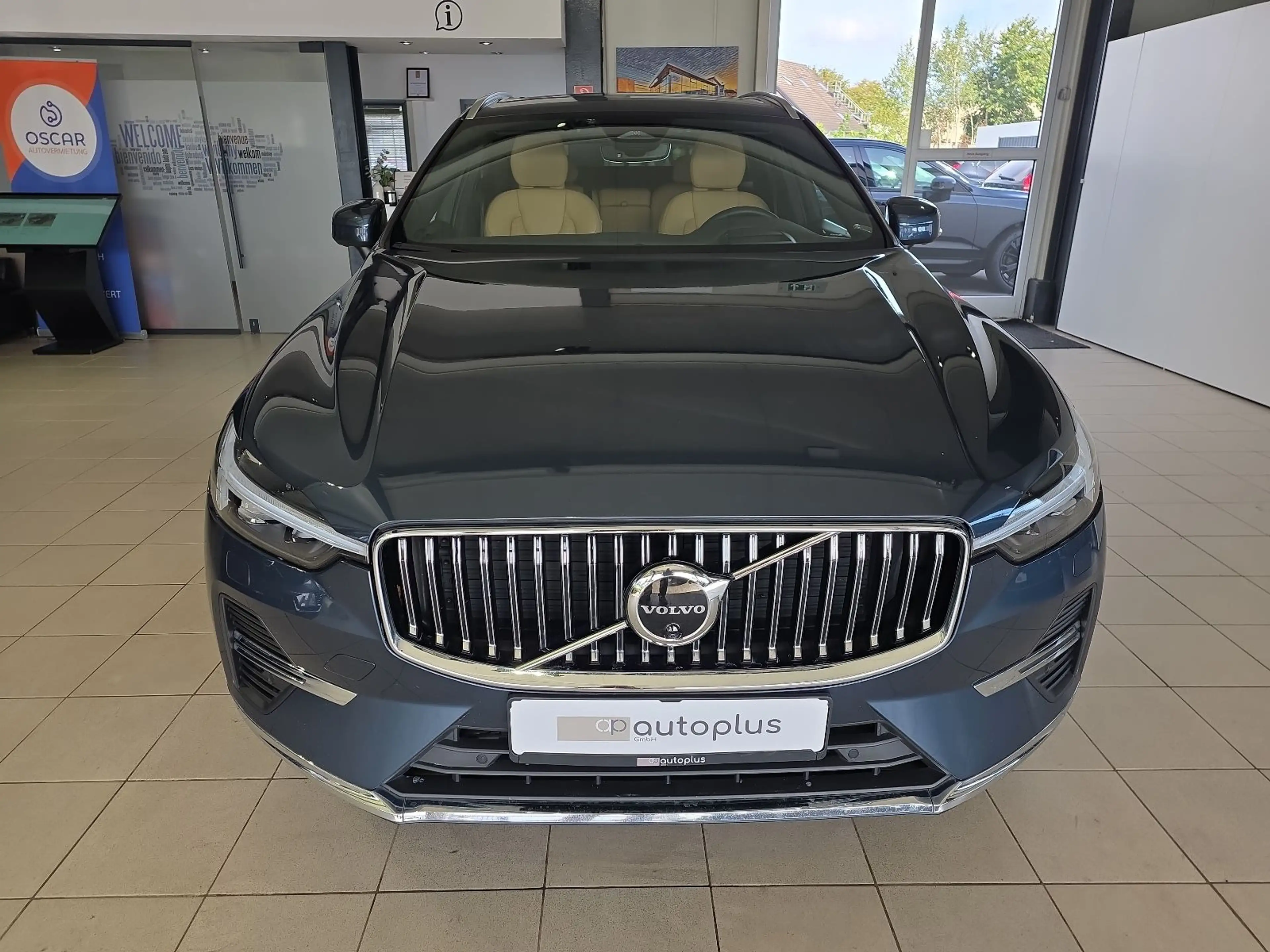 Volvo XC60 T8 Ultimate Bright Recharge AWD Massage AHK — photo 3