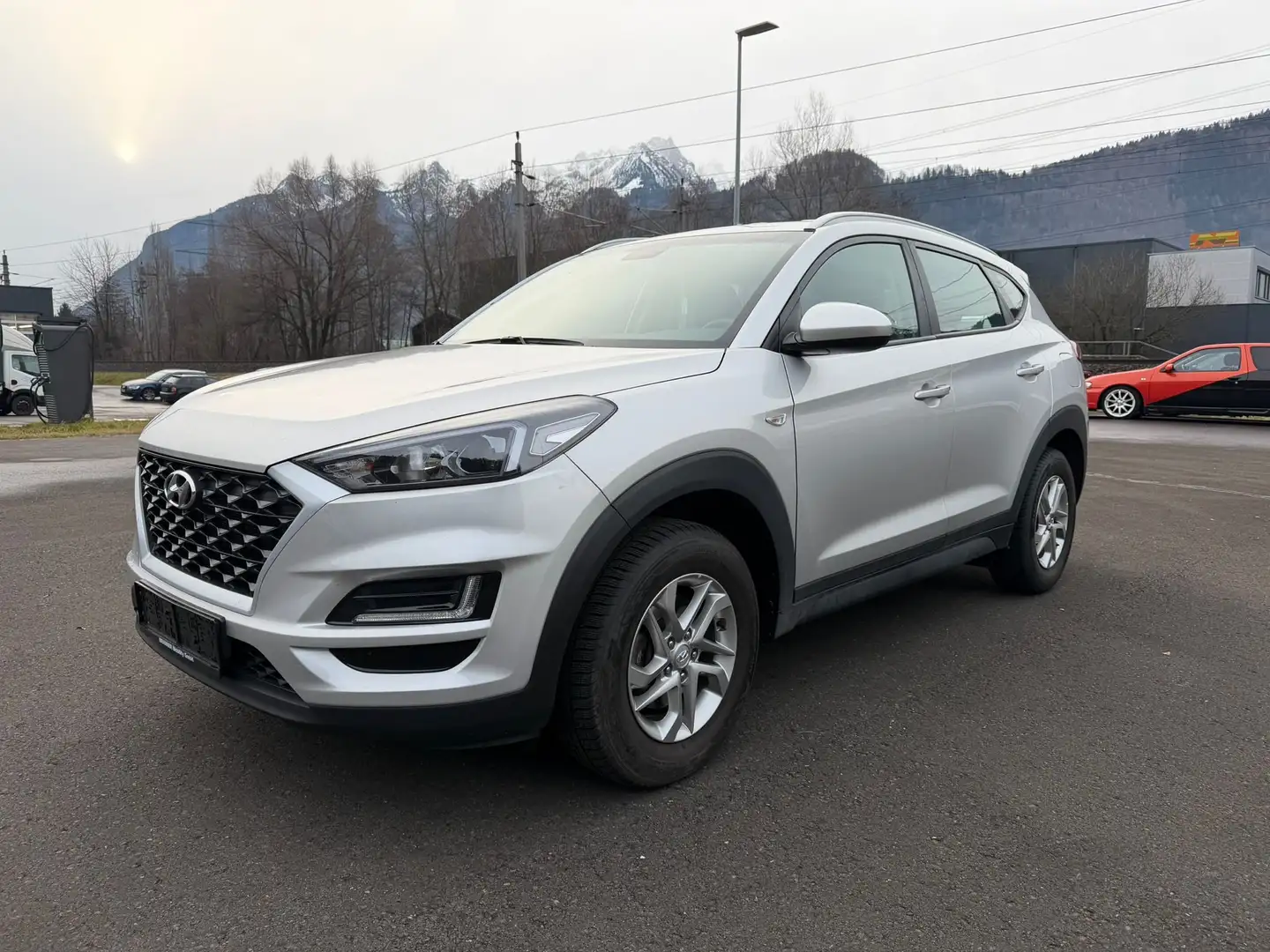 Hyundai TUCSON Tucson 1,6 GDI Silber - 1