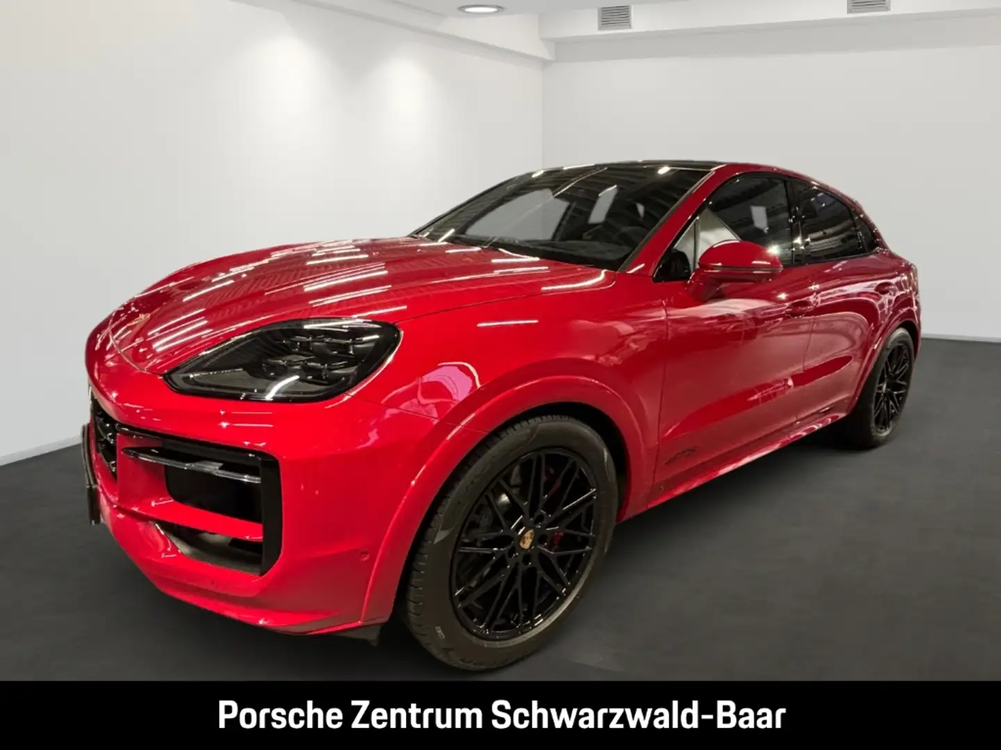 Porsche Cayenne GTS Coupe Hinterachslenkung InnoDrive Rood - 1
