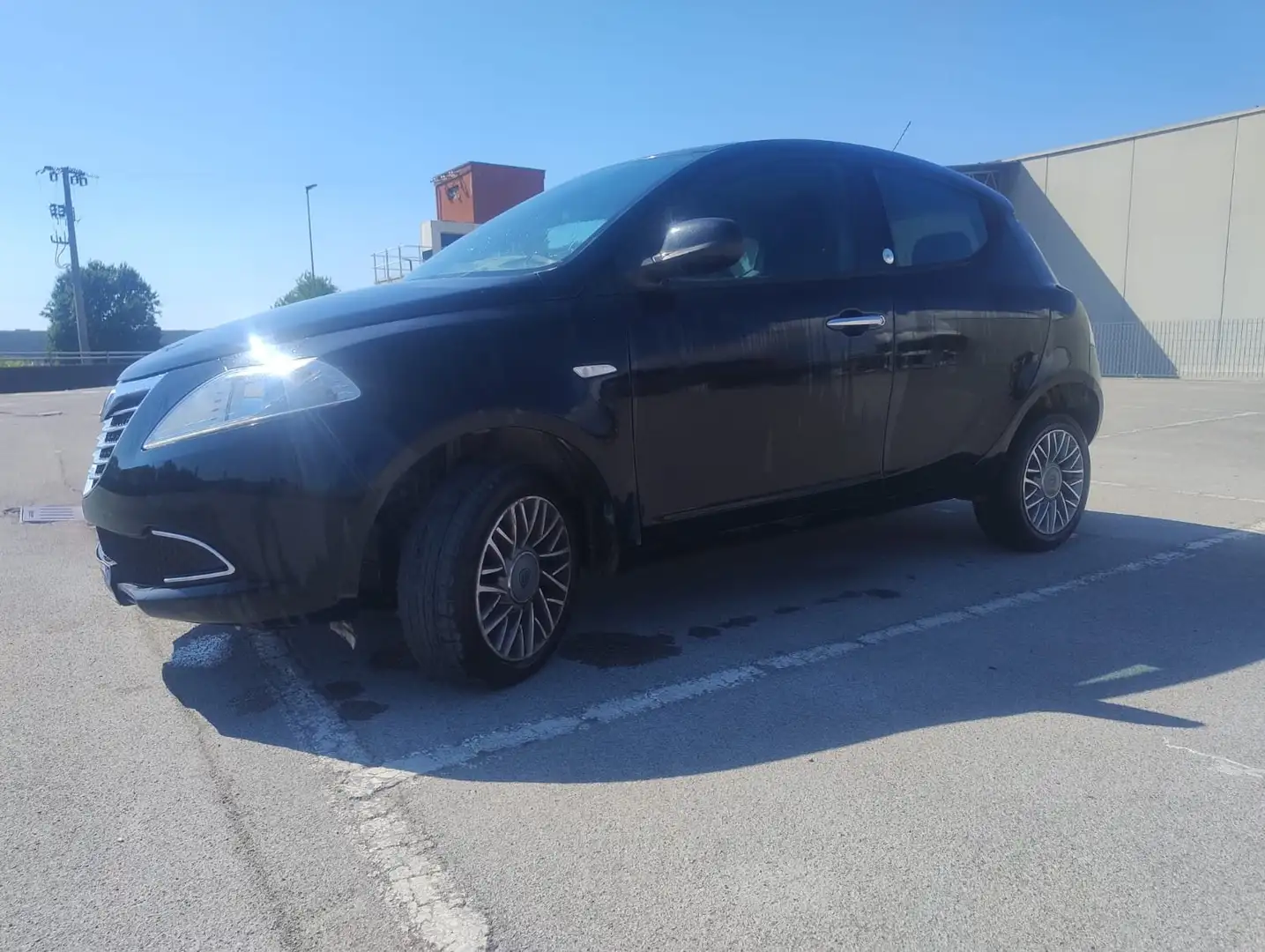 Lancia Ypsilon Ypsilon 0.9 t.air Silver ecochic metano 80cv Blu/Azzurro - 2
