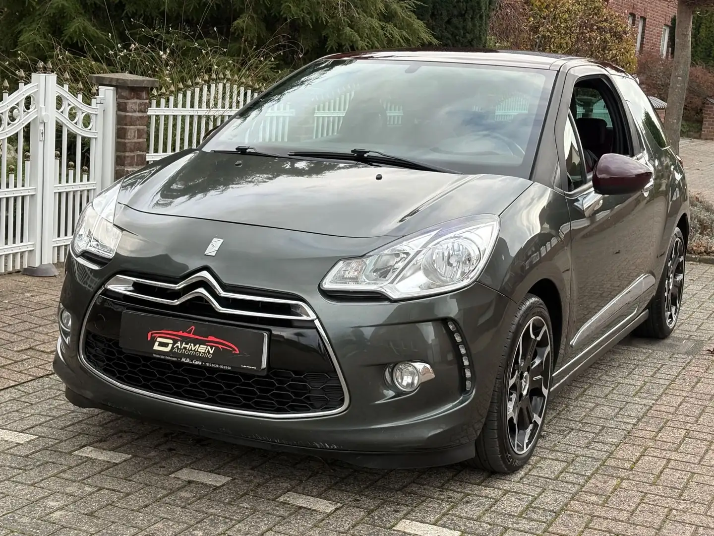 Citroen DS3 SportChic*Sparsam*Gepflegt*Historie*2.Hand.. - 1