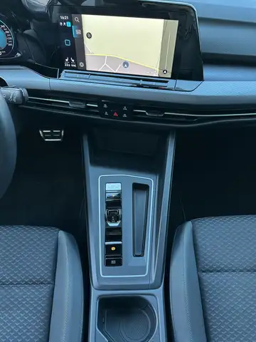 Volkswagen Golf view 11