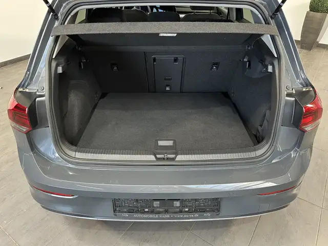 Volkswagen Golf view 6